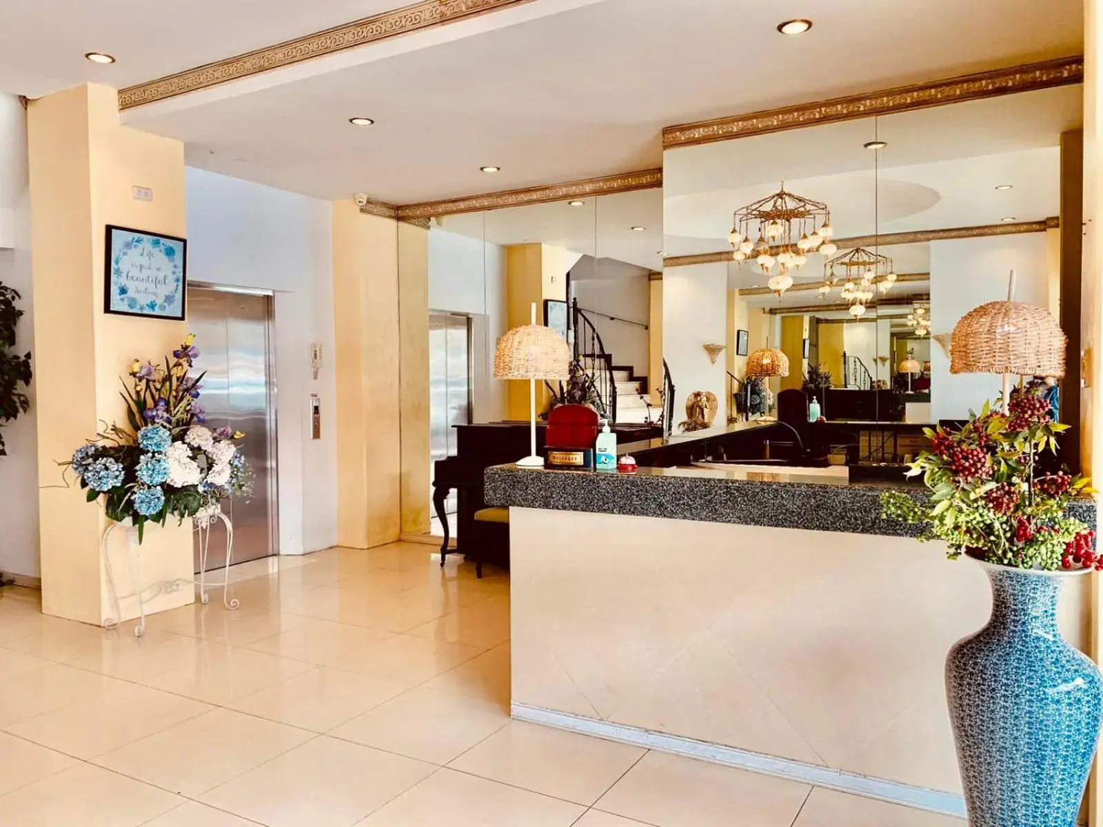 Lobby or reception in Mont Wind Hotel Tagaytay powered by Cocotel Lobby or reception in Mont Wind Hotel Tagaytay powered by Cocotel