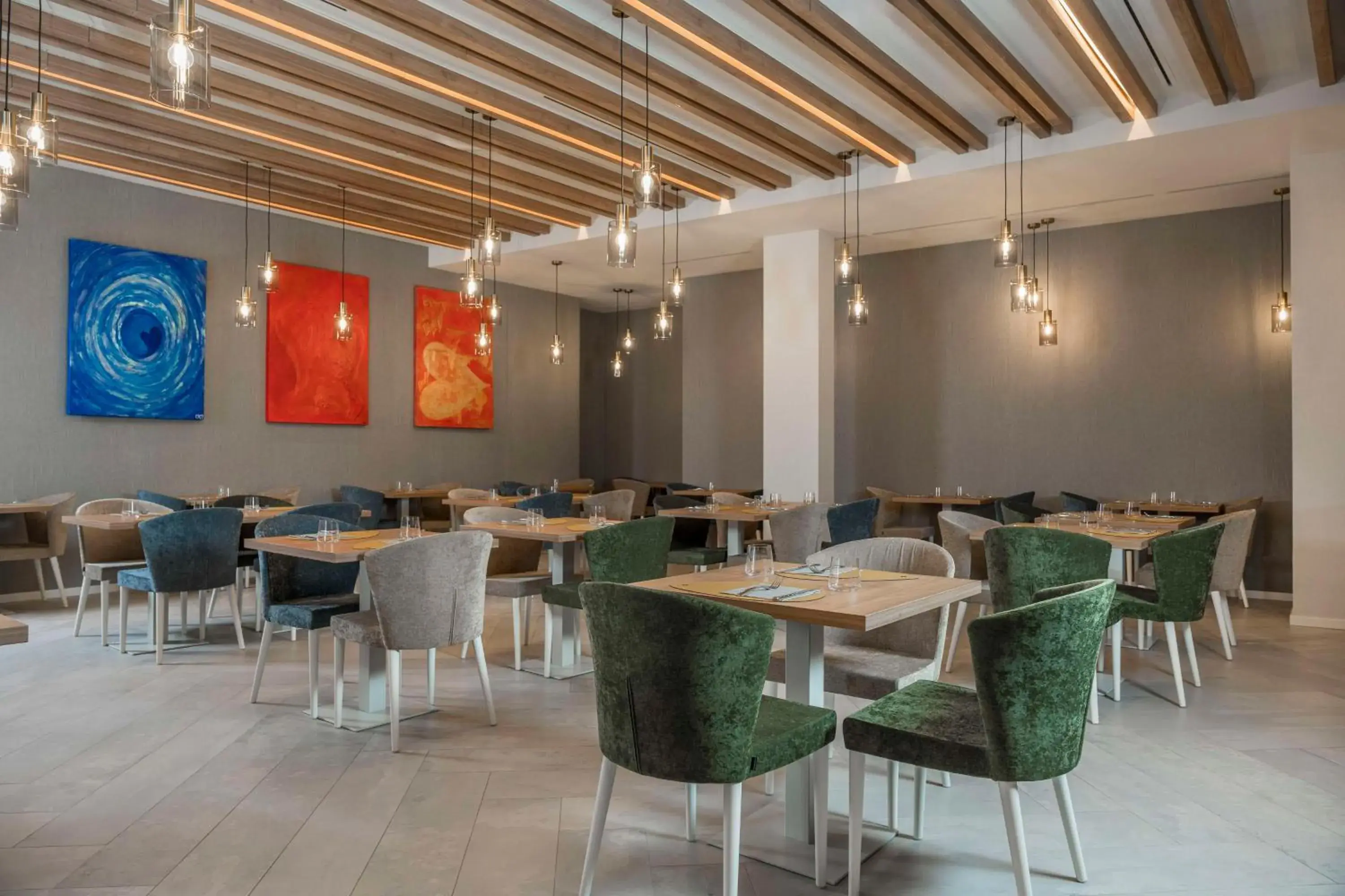 Restaurant/places to eat in Hilton Garden Inn Padova City Centre Restaurant/places to eat in Hilton Garden Inn Padova City Centre