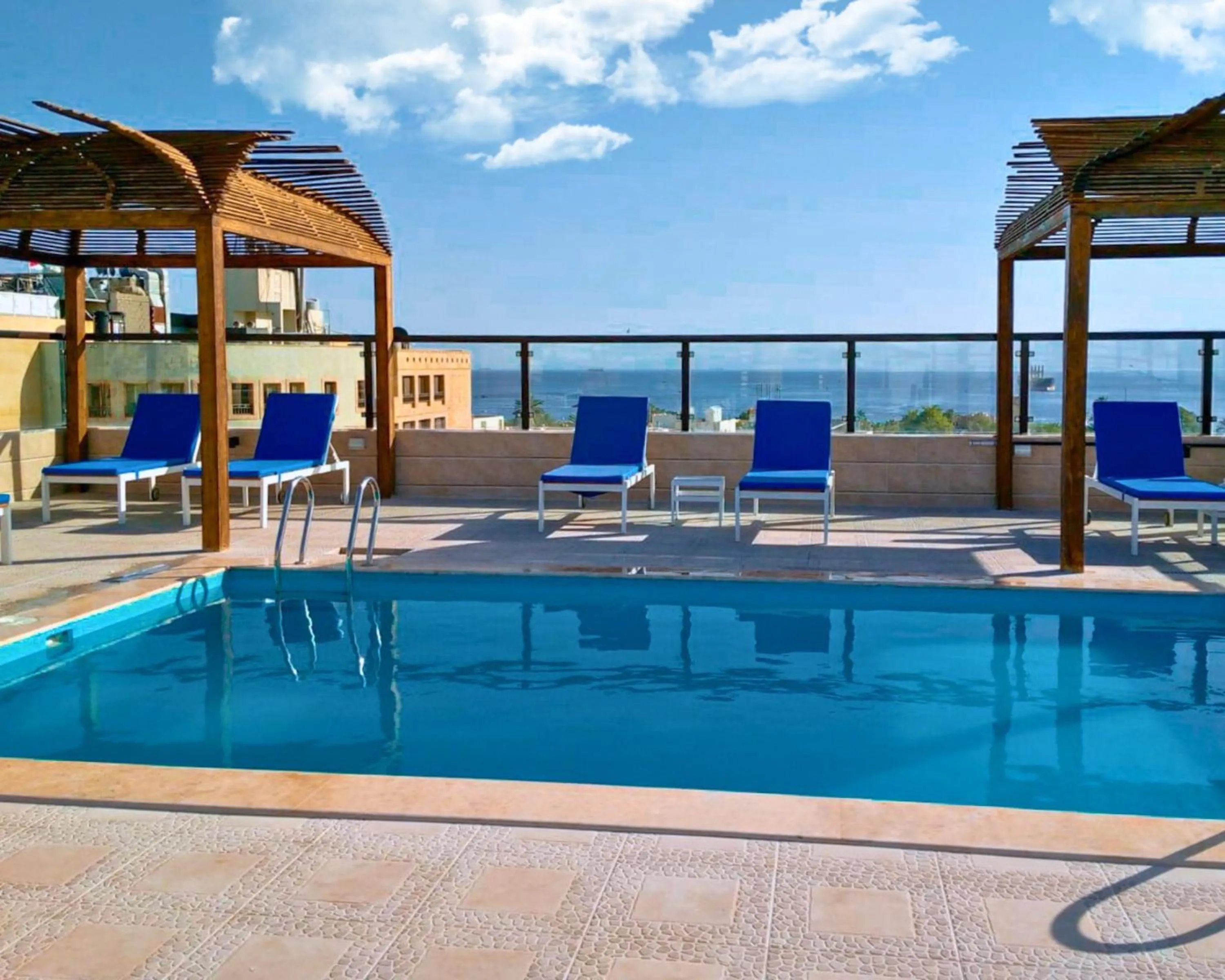 Swimming pool in The Loft hotel By FHM