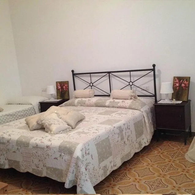 Bed in Azzurramare Bed & Breakfast