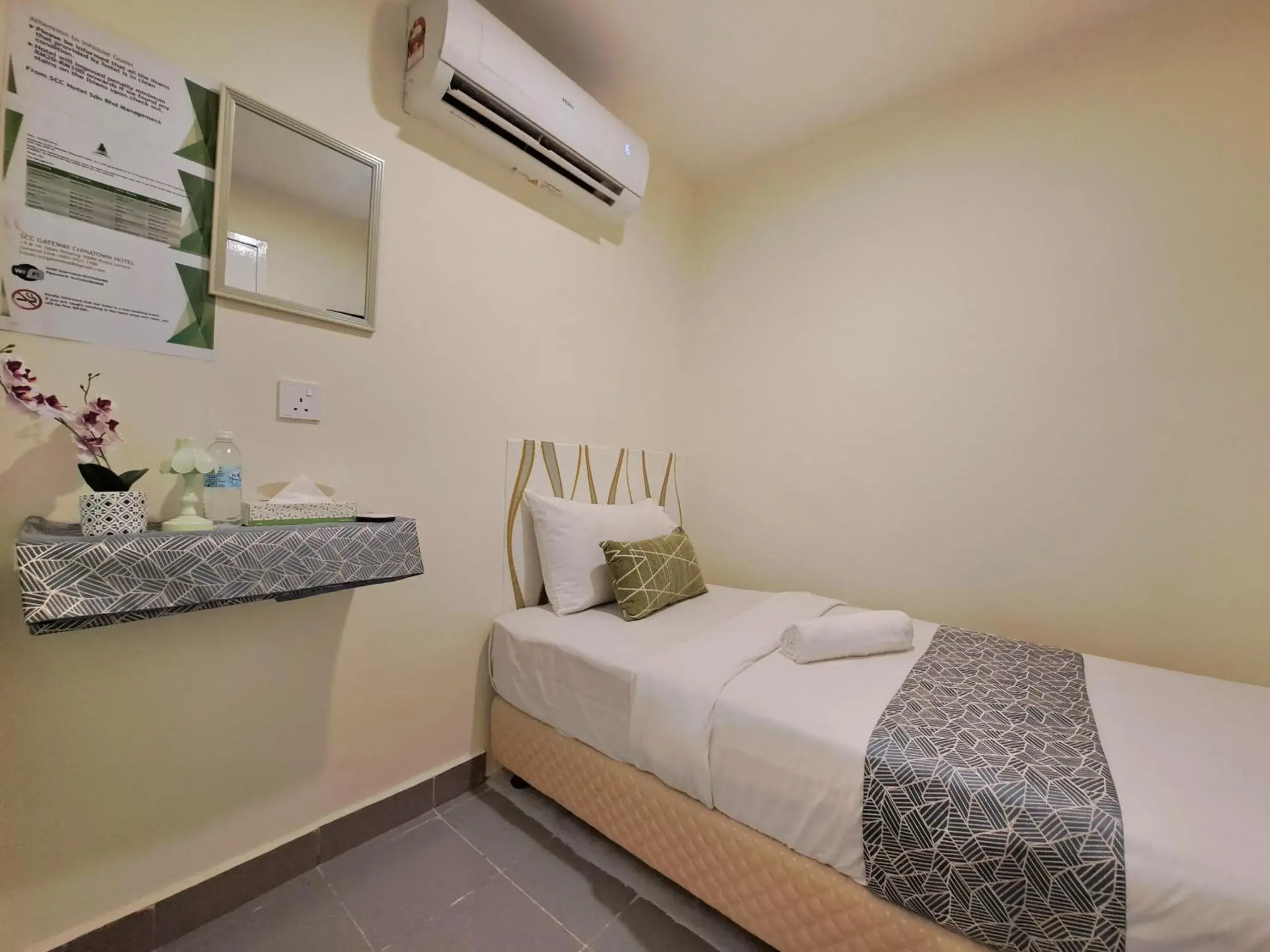 Bedroom, Bed in SCC Gateway Chinatown Hotel Bedroom, Bed in SCC Gateway Chinatown Hotel