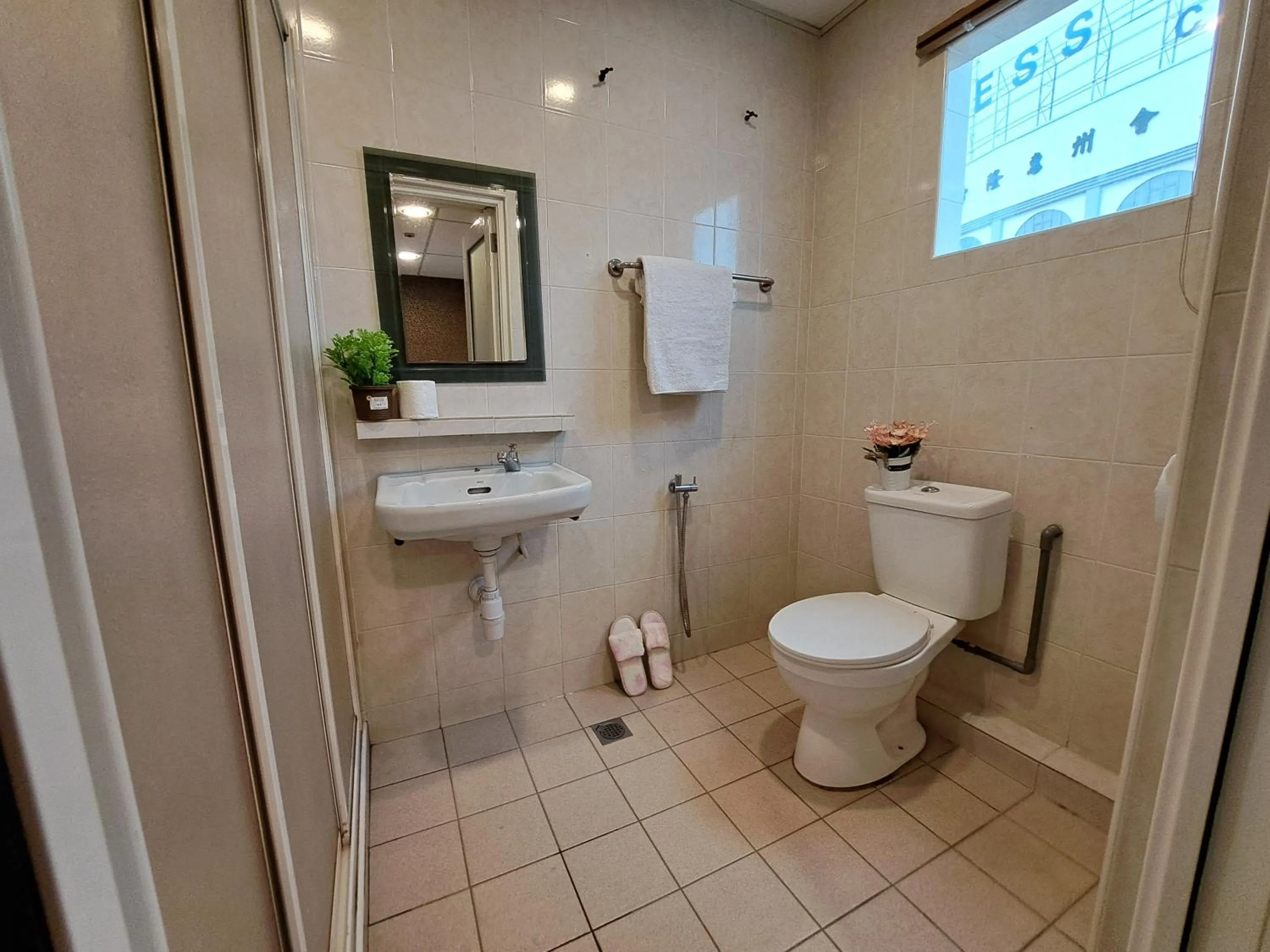 SCC Gateway Chinatown Hotel