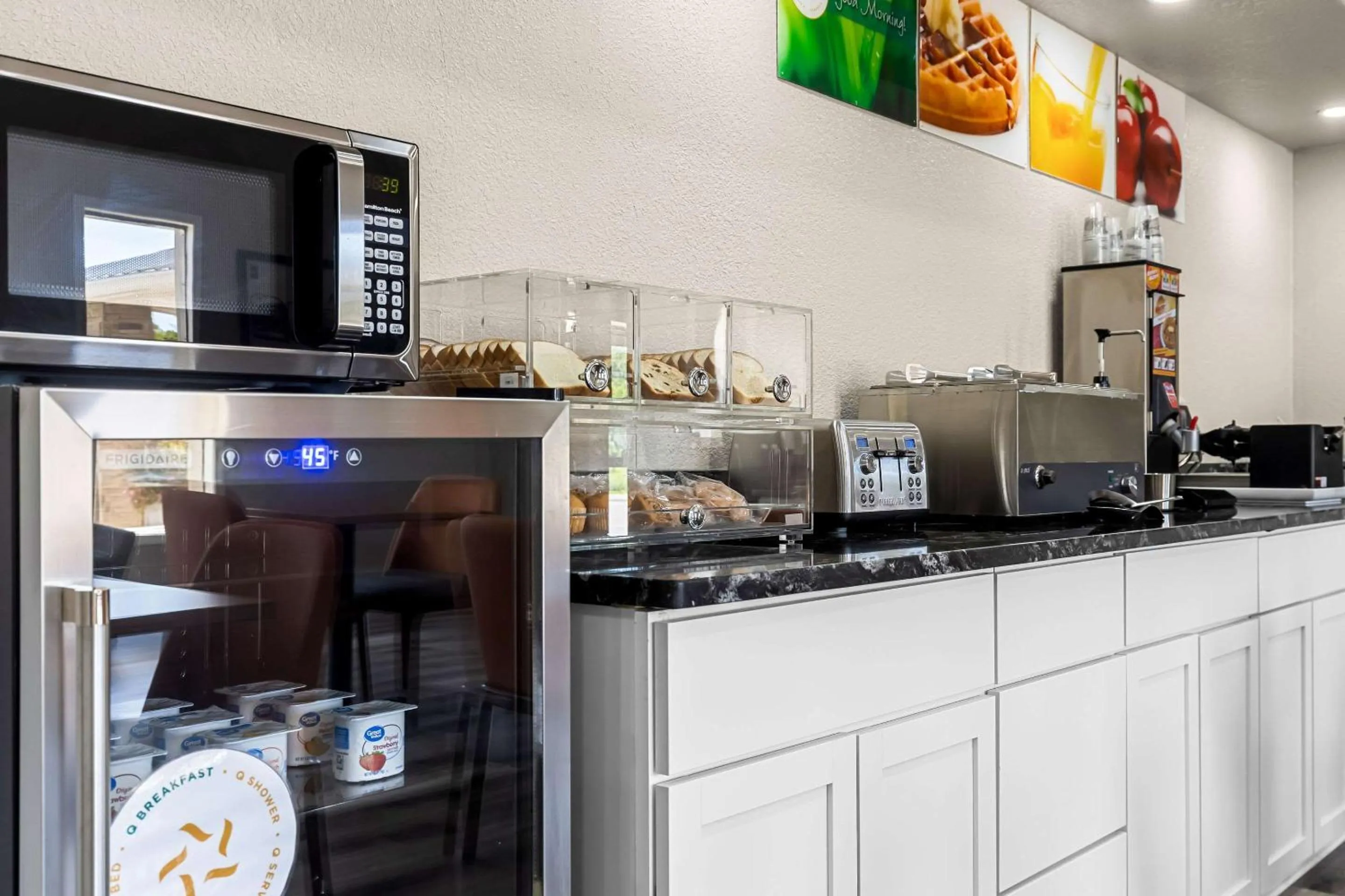 Breakfast in Quality Inn Oskaloosa