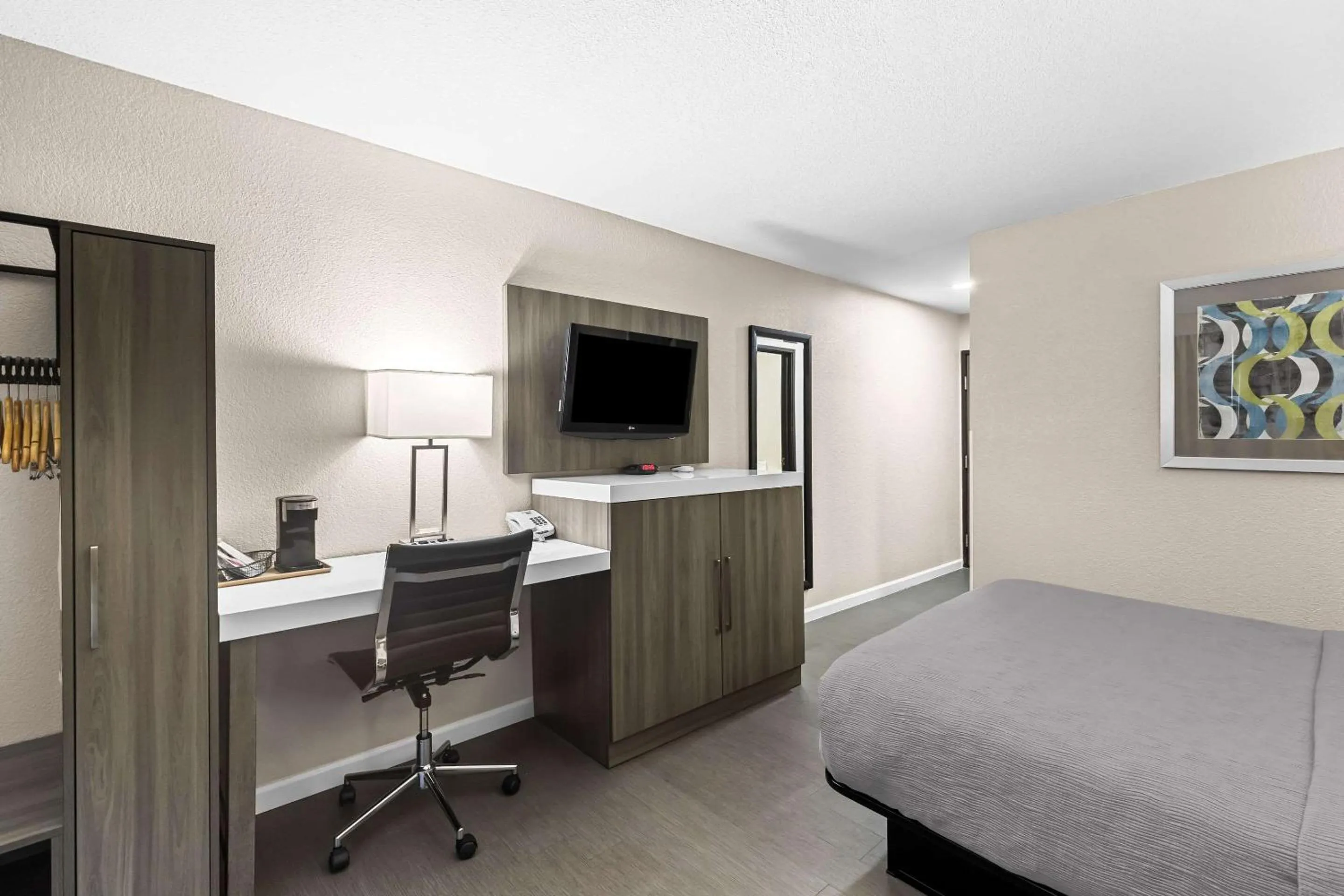 Bedroom, Bed in Quality Inn Oskaloosa