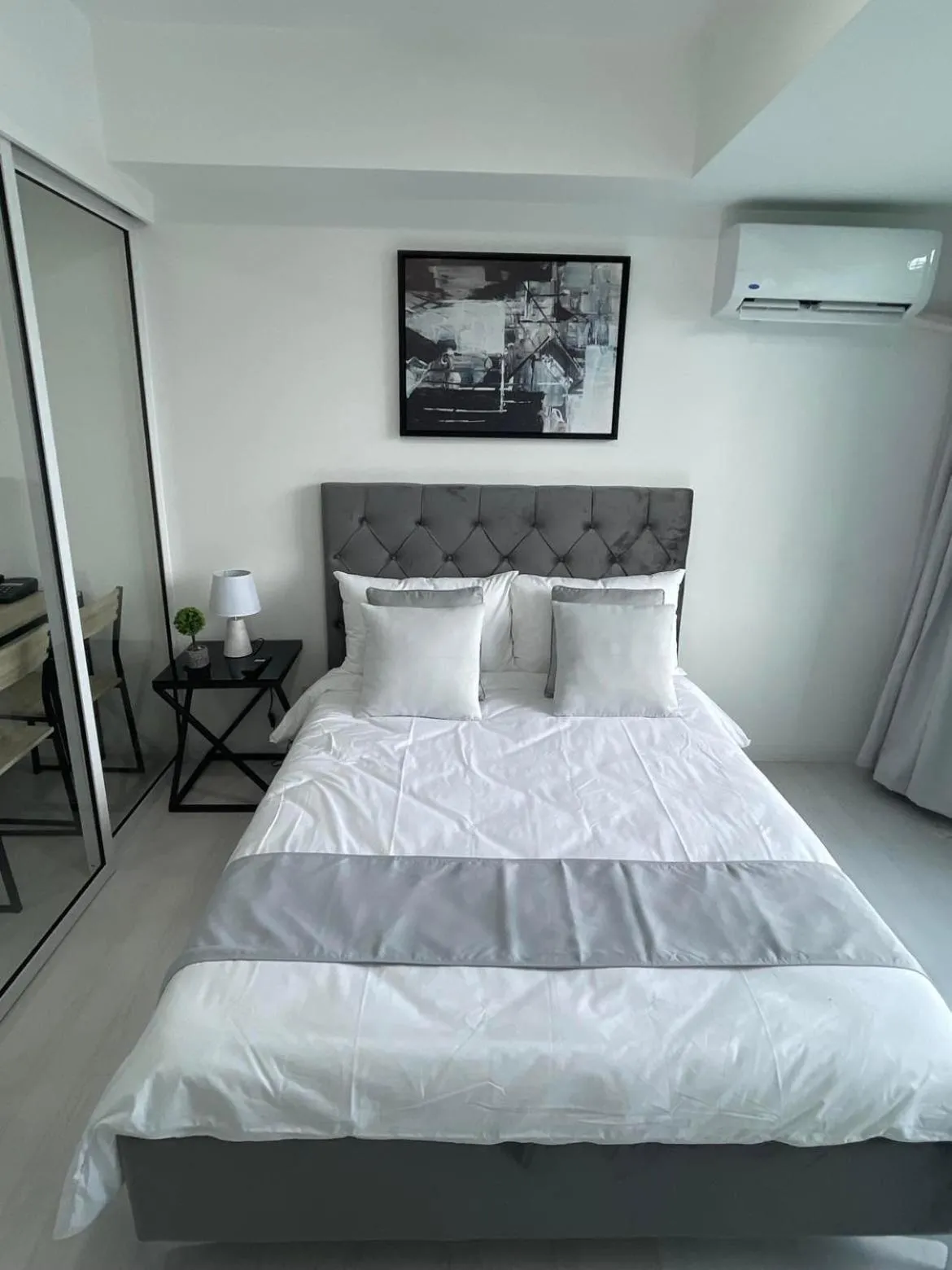 Bed in Azure Urban Resort Residences