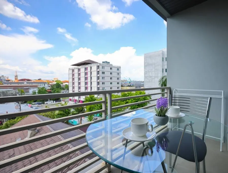 Balcony/Terrace in Luxury Living in heart of Nimman