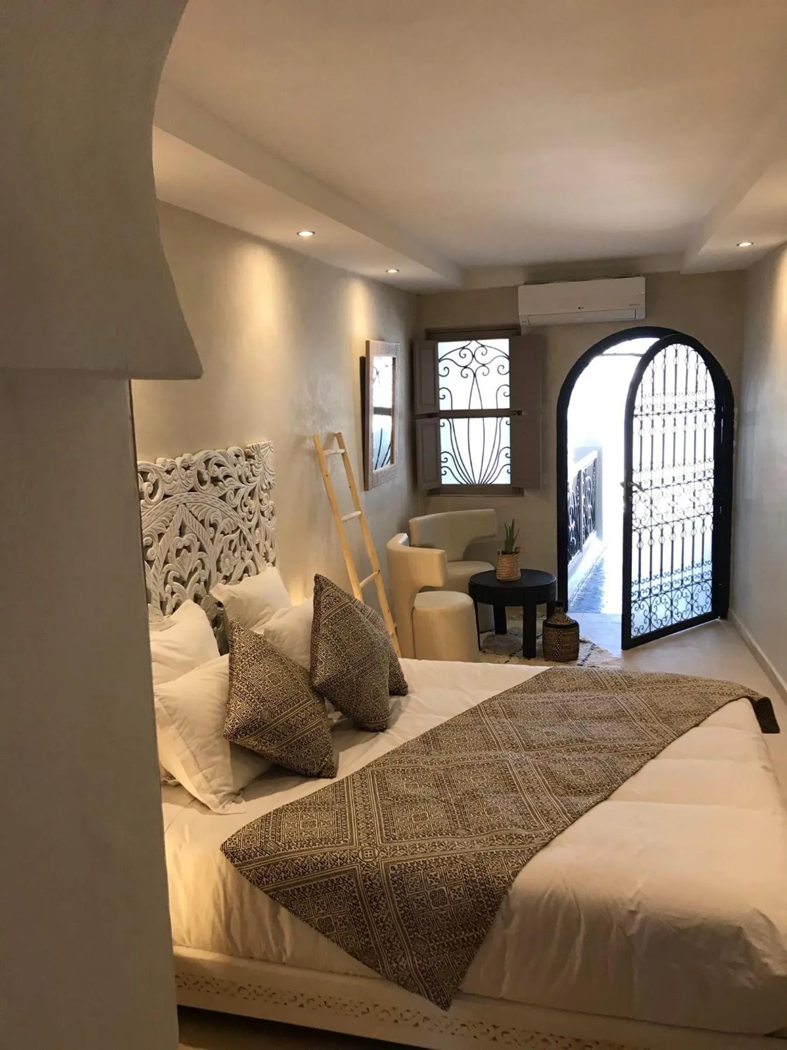 Bed in Riad Dollar Des Sables & Spa