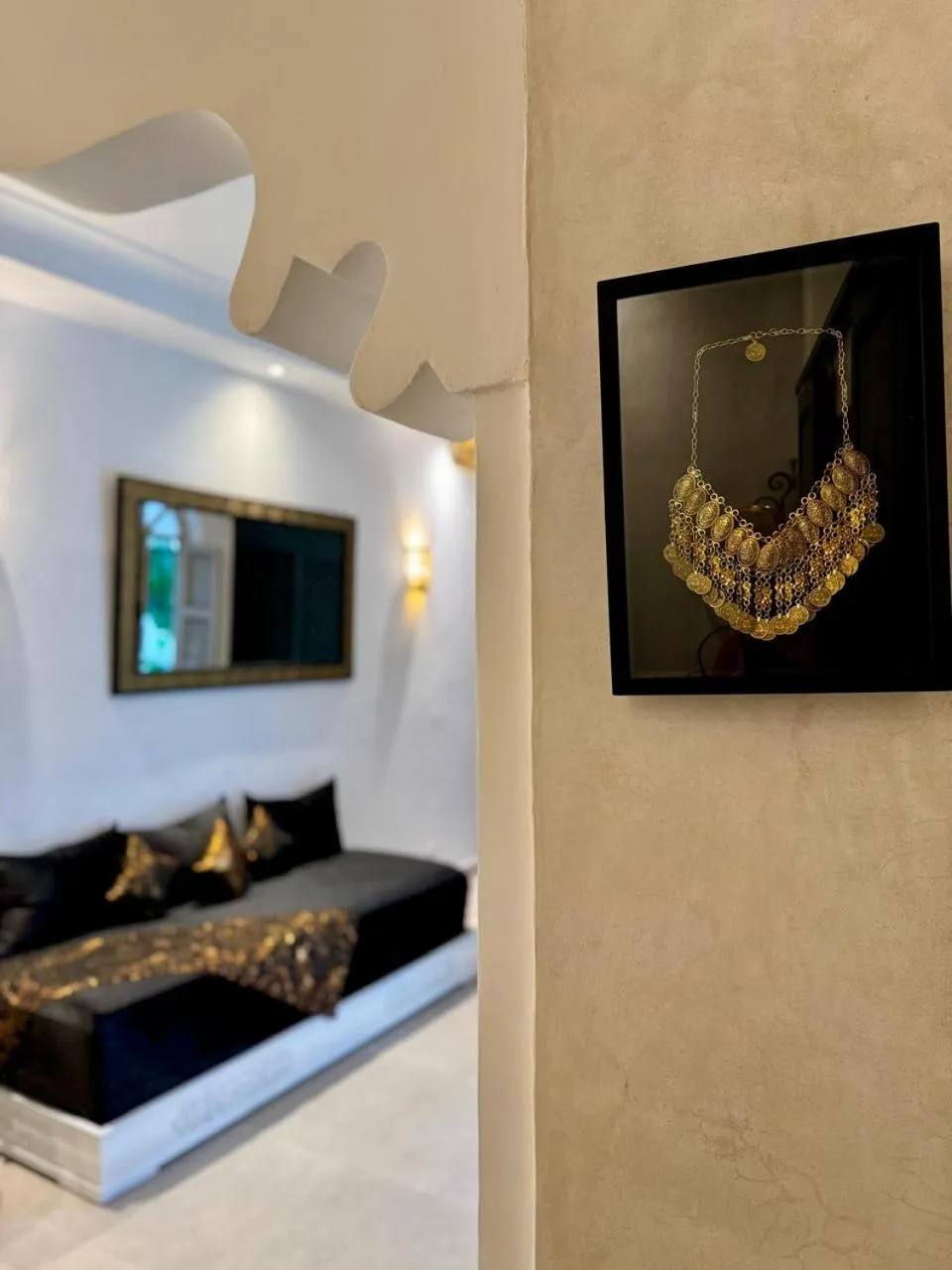 Decorative detail in Riad Dollar Des Sables & Spa