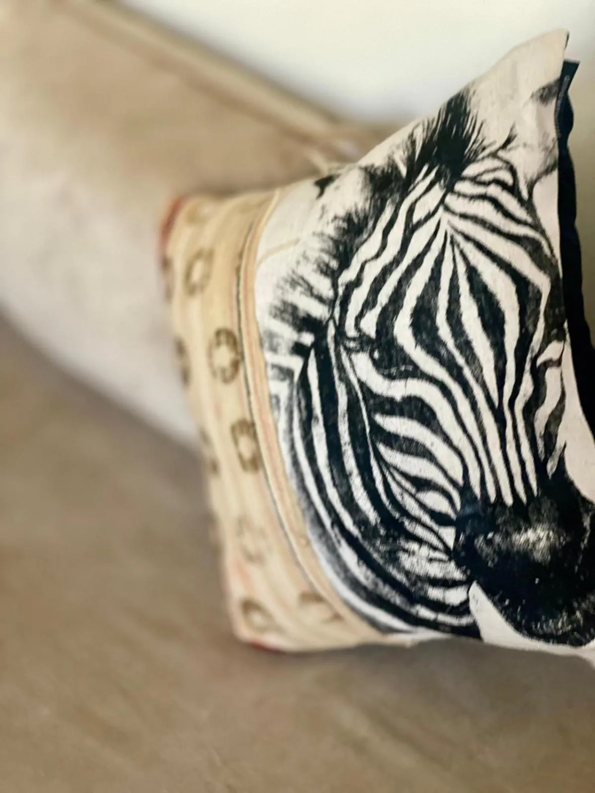 Decorative detail in Riad Dollar Des Sables & Spa