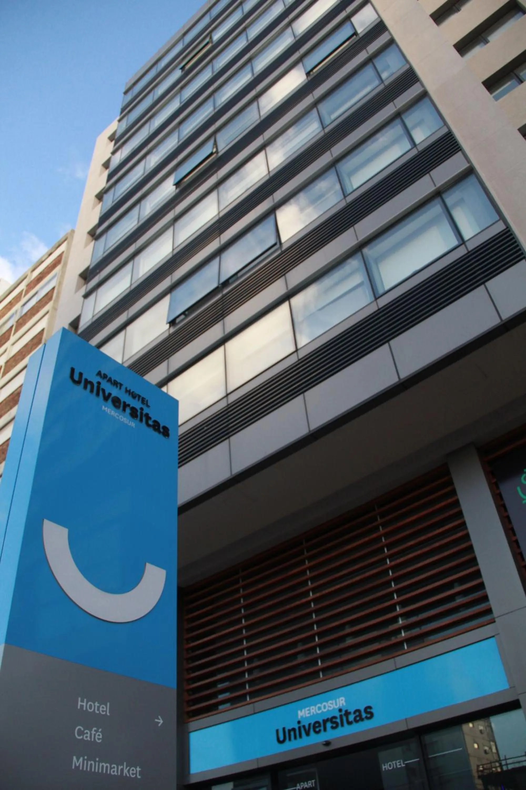 Property building in Mercosur Universitas