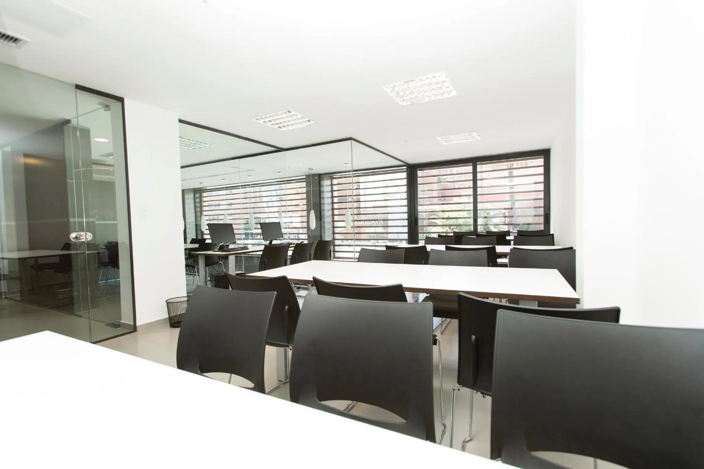 Business facilities in Mercosur Universitas