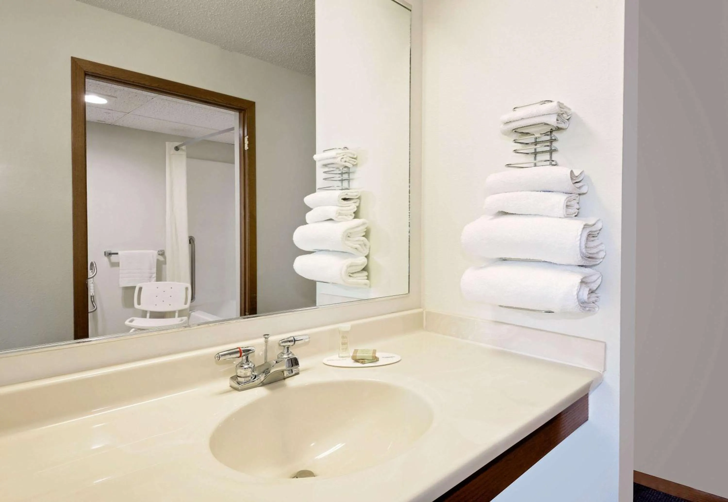 Bathroom in Super 8 by Wyndham Centerville