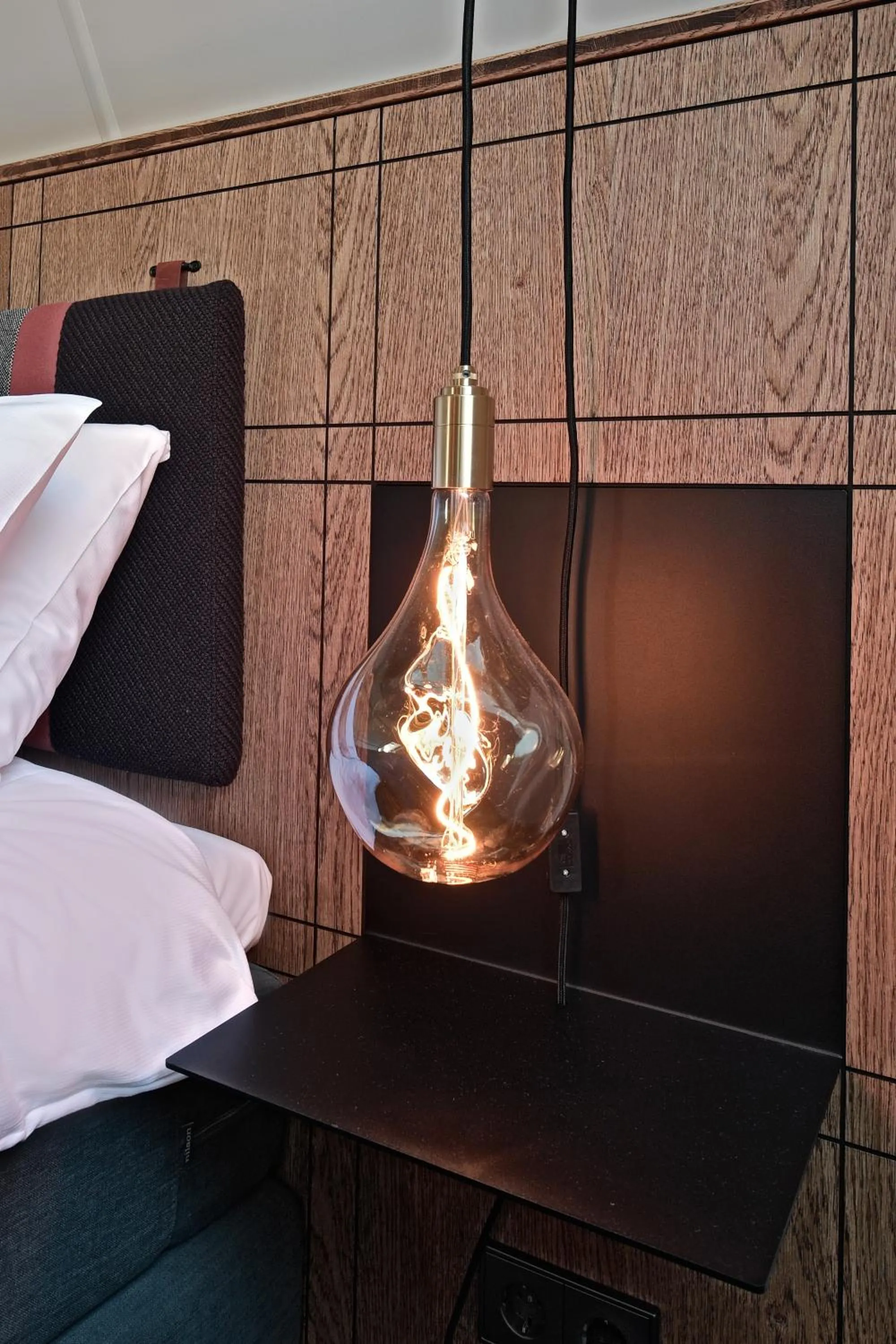 Bed in De Nederlanden, Restaurant & Boutique Hotel