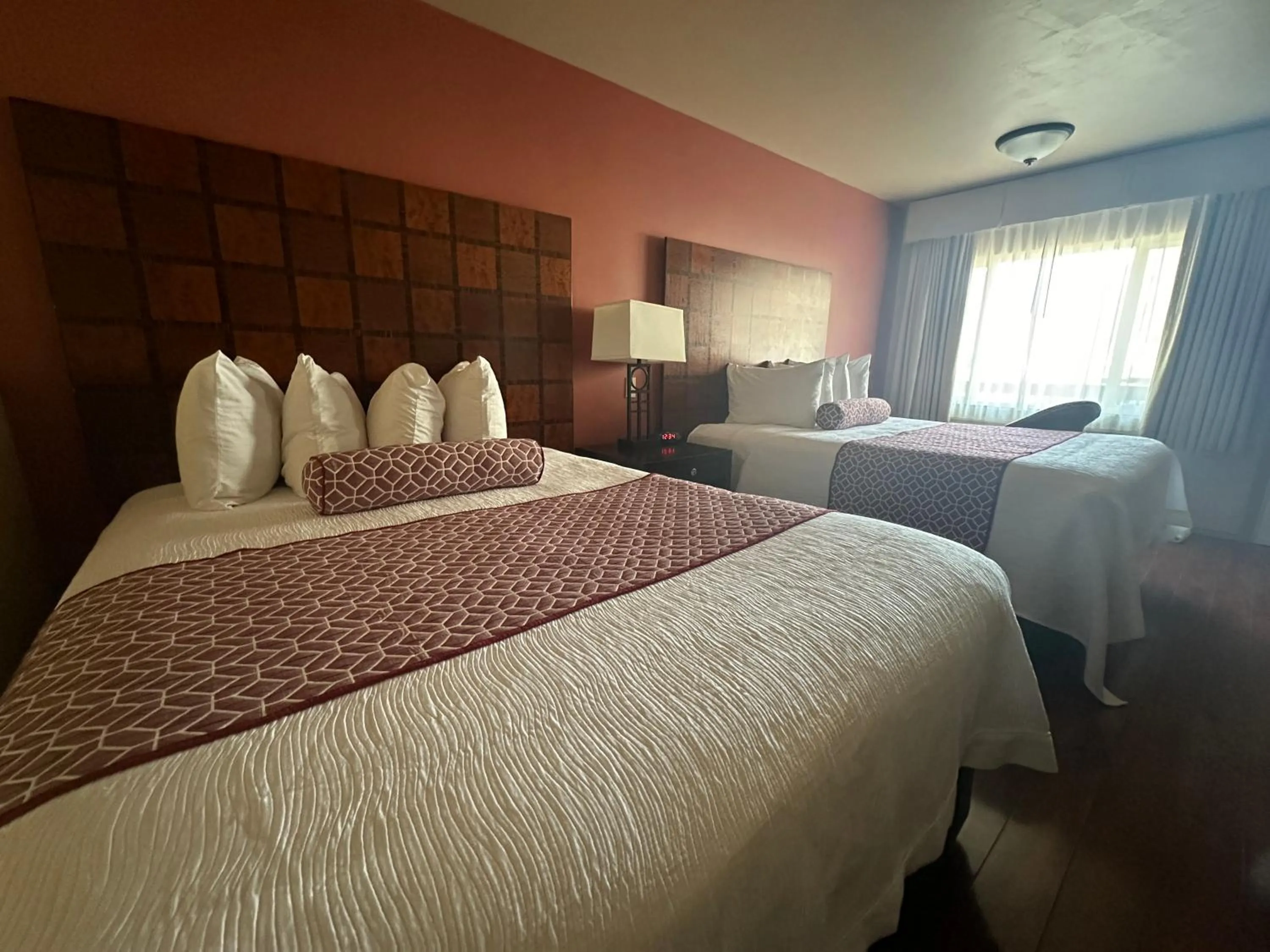 Bedroom, Bed in Matterhorn Inn Ouray