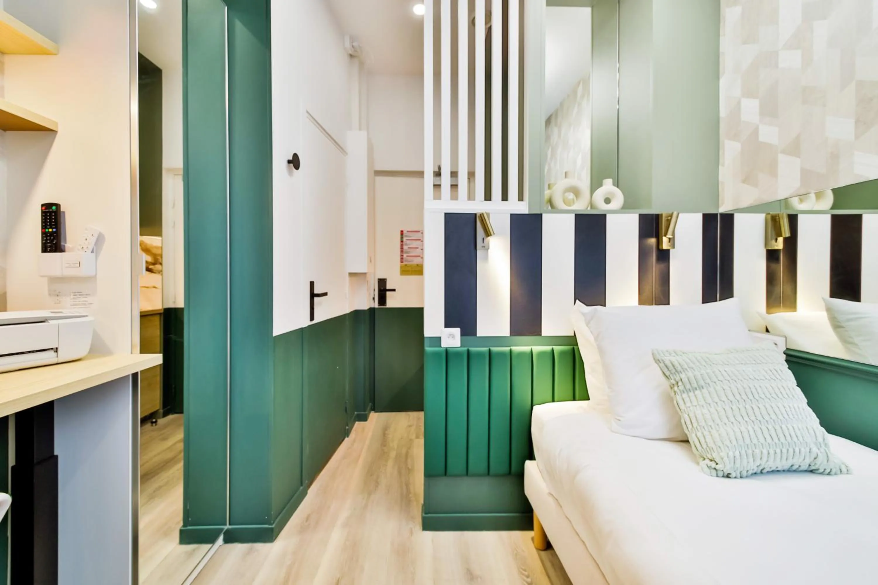 Bed in WS Louvre - Casanova