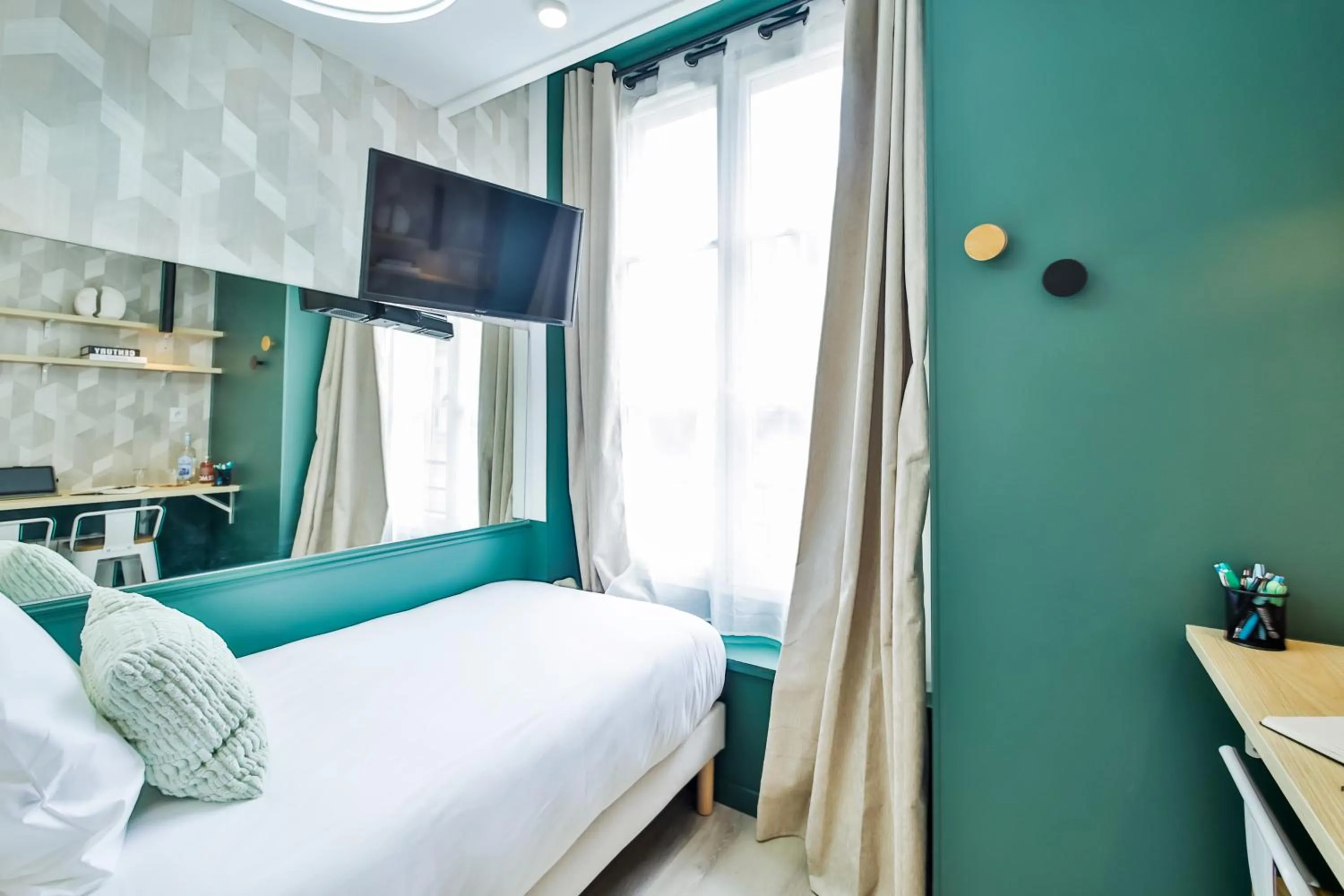 Bed in WS Louvre - Casanova