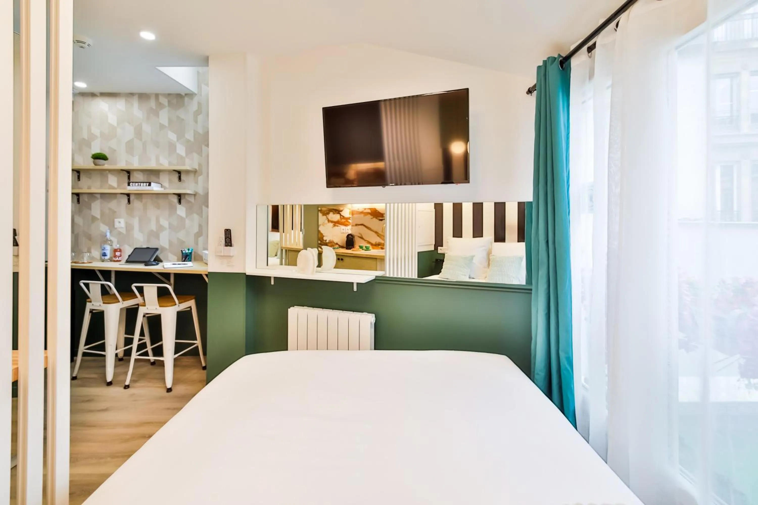 Bed in WS Louvre - Casanova