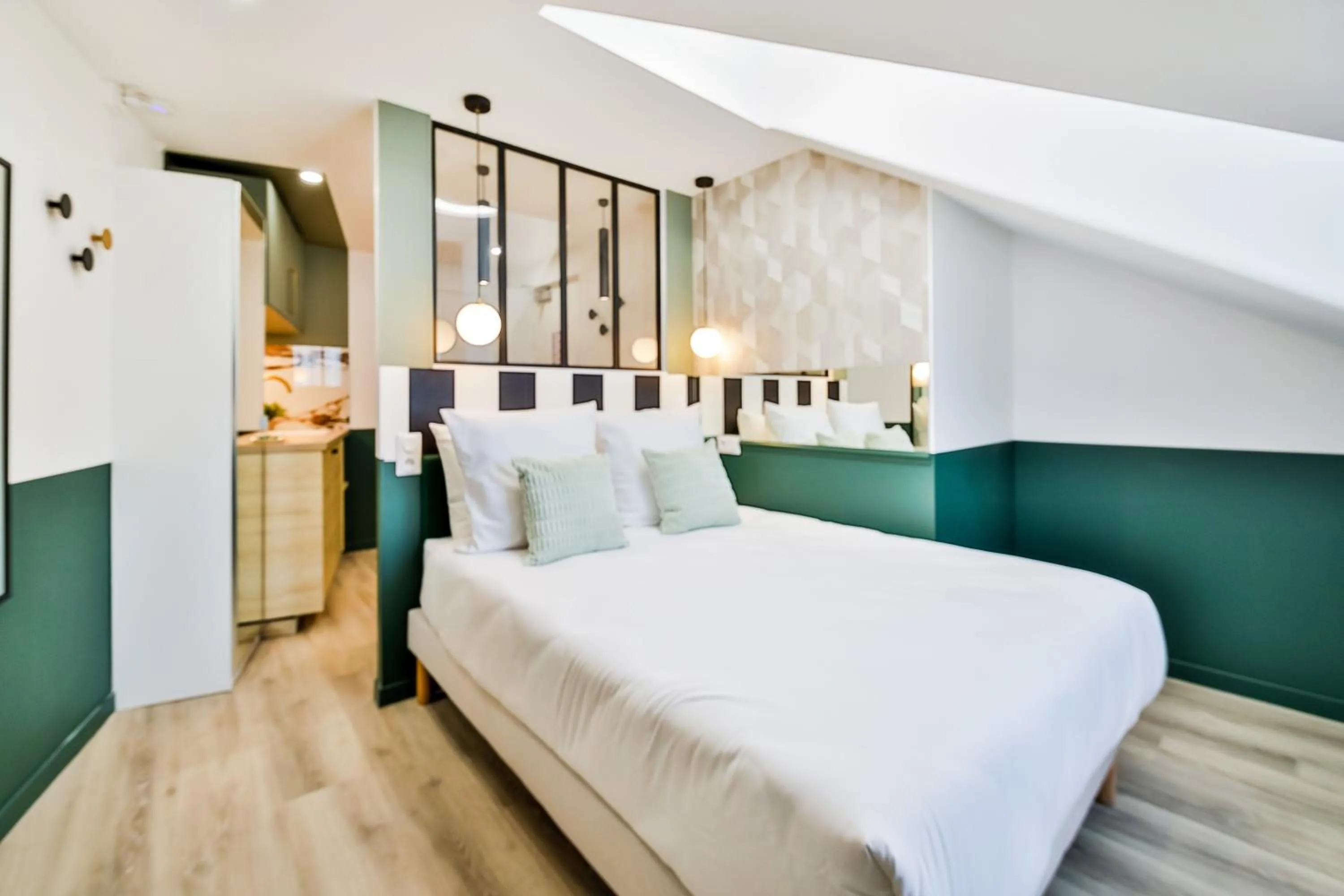 Bed in WS Louvre - Casanova