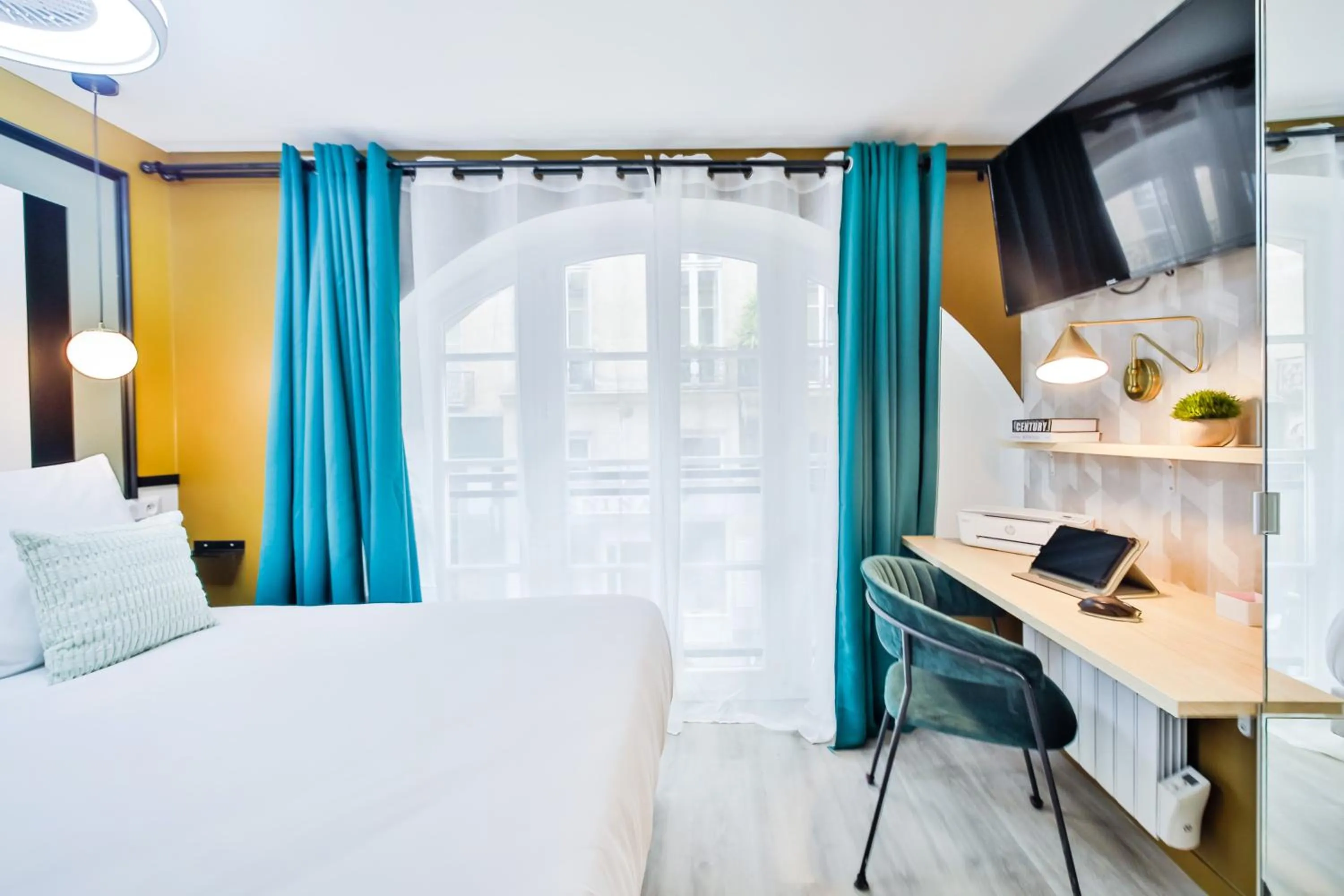 Bed in WS Louvre - Casanova