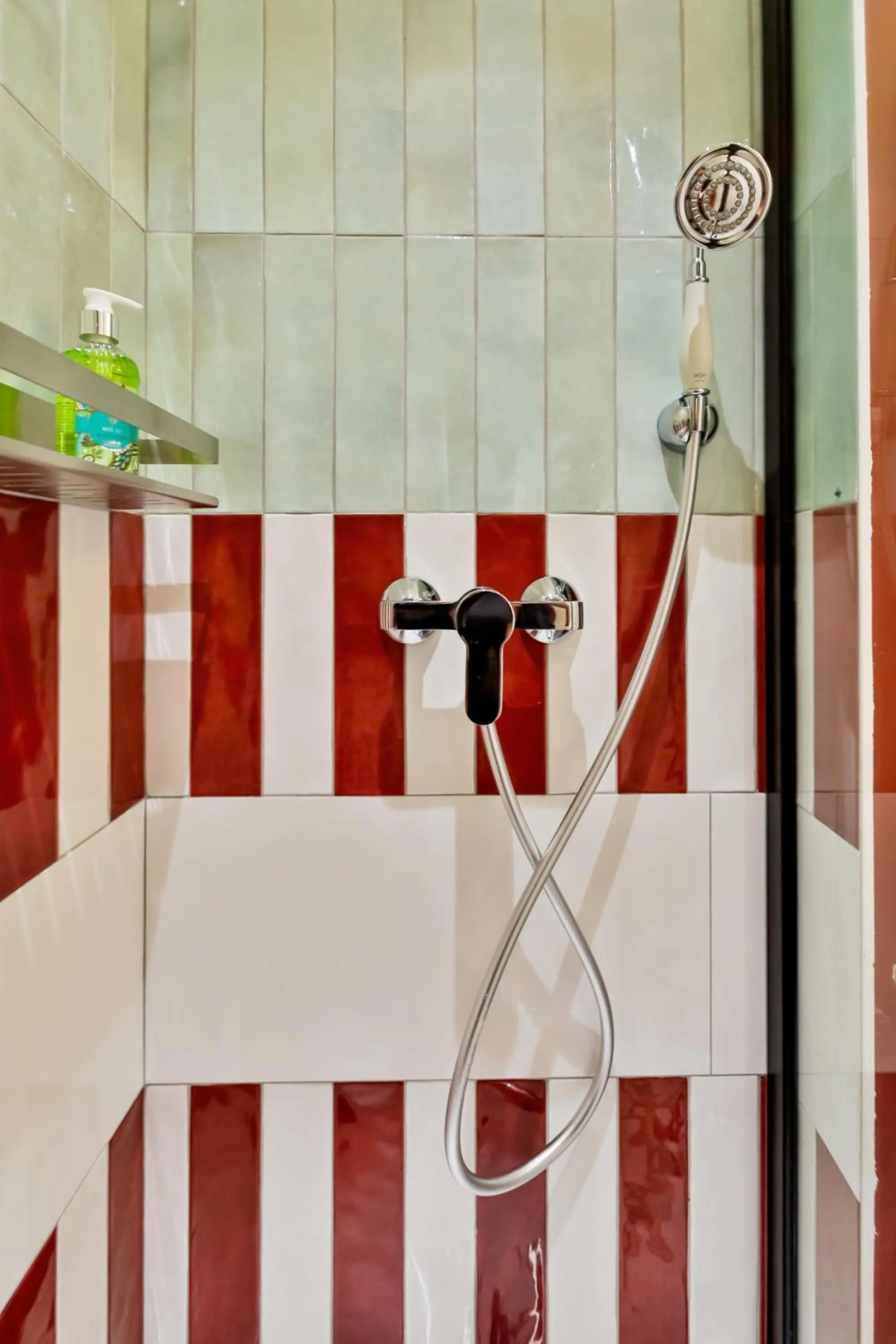 Shower in WS Louvre - Casanova