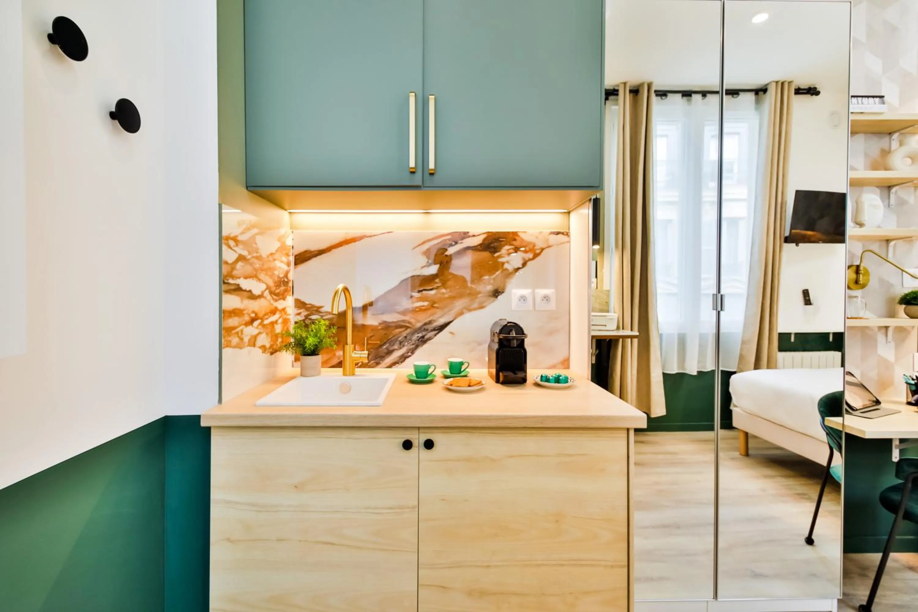 Kitchen or kitchenette in WS Louvre - Casanova