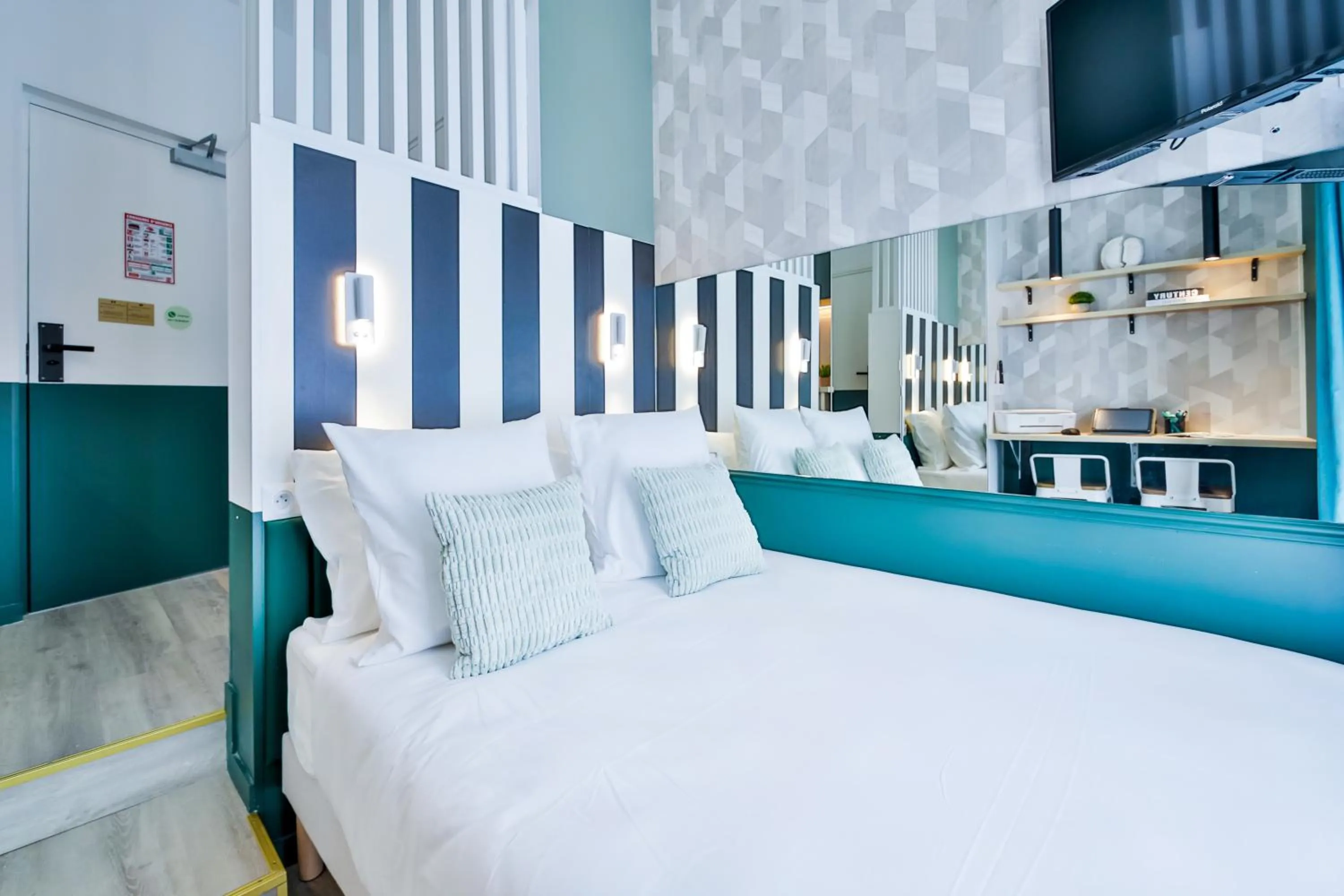 Bed in WS Louvre - Casanova