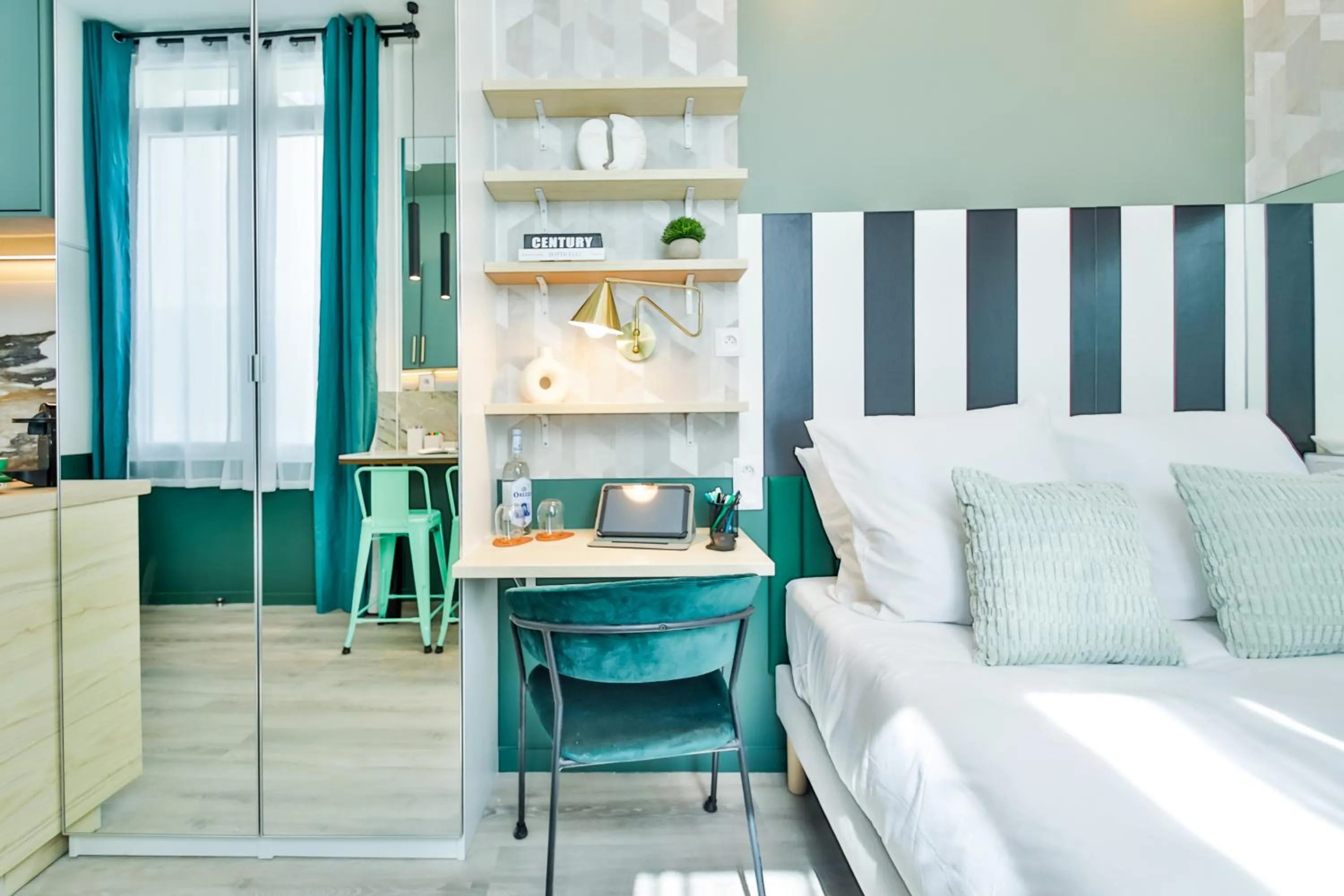 Bed in WS Louvre - Casanova