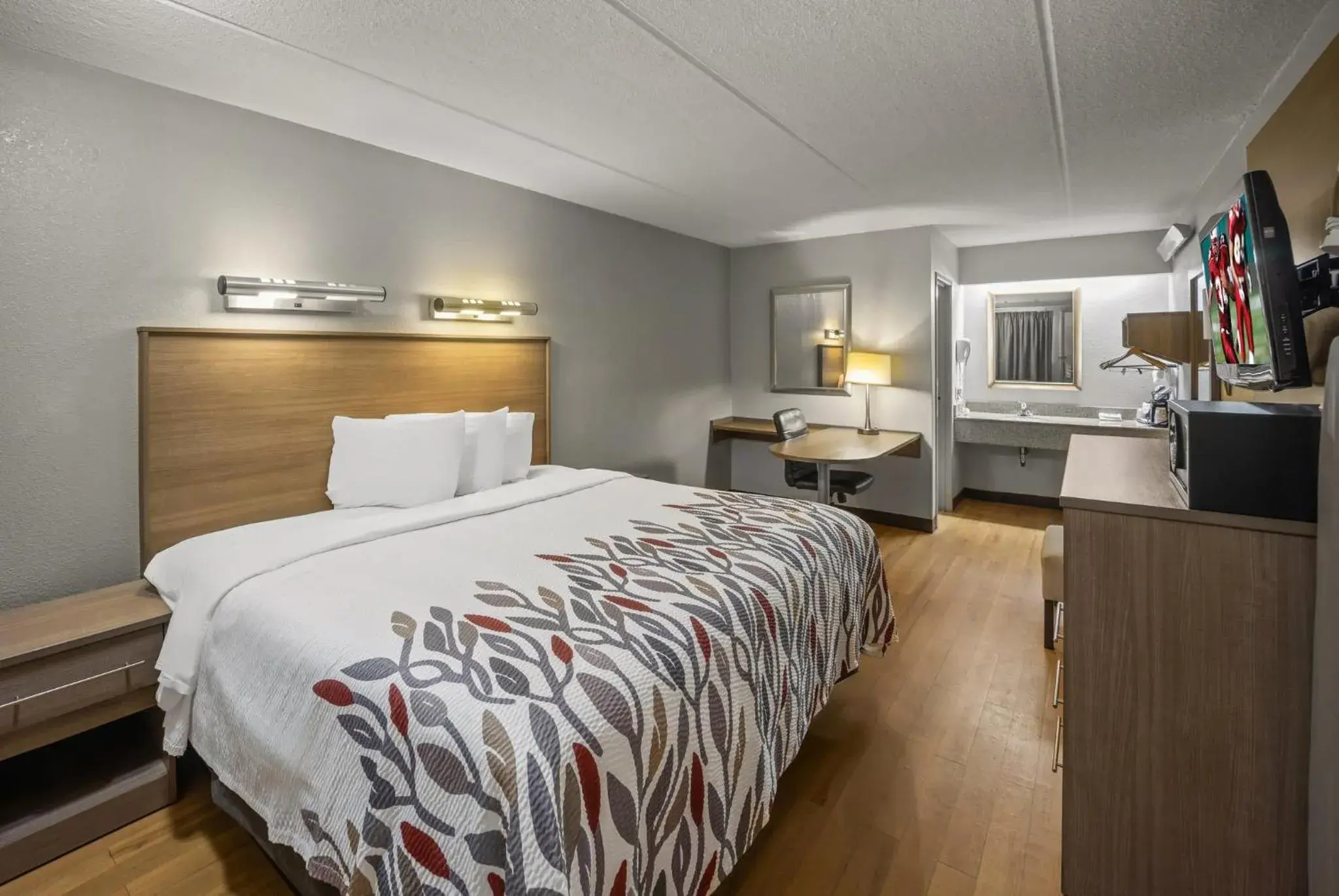 Bedroom, Bed in Red Roof Inn Greensboro Airport Bedroom, Bed in Red Roof Inn Greensboro Airport