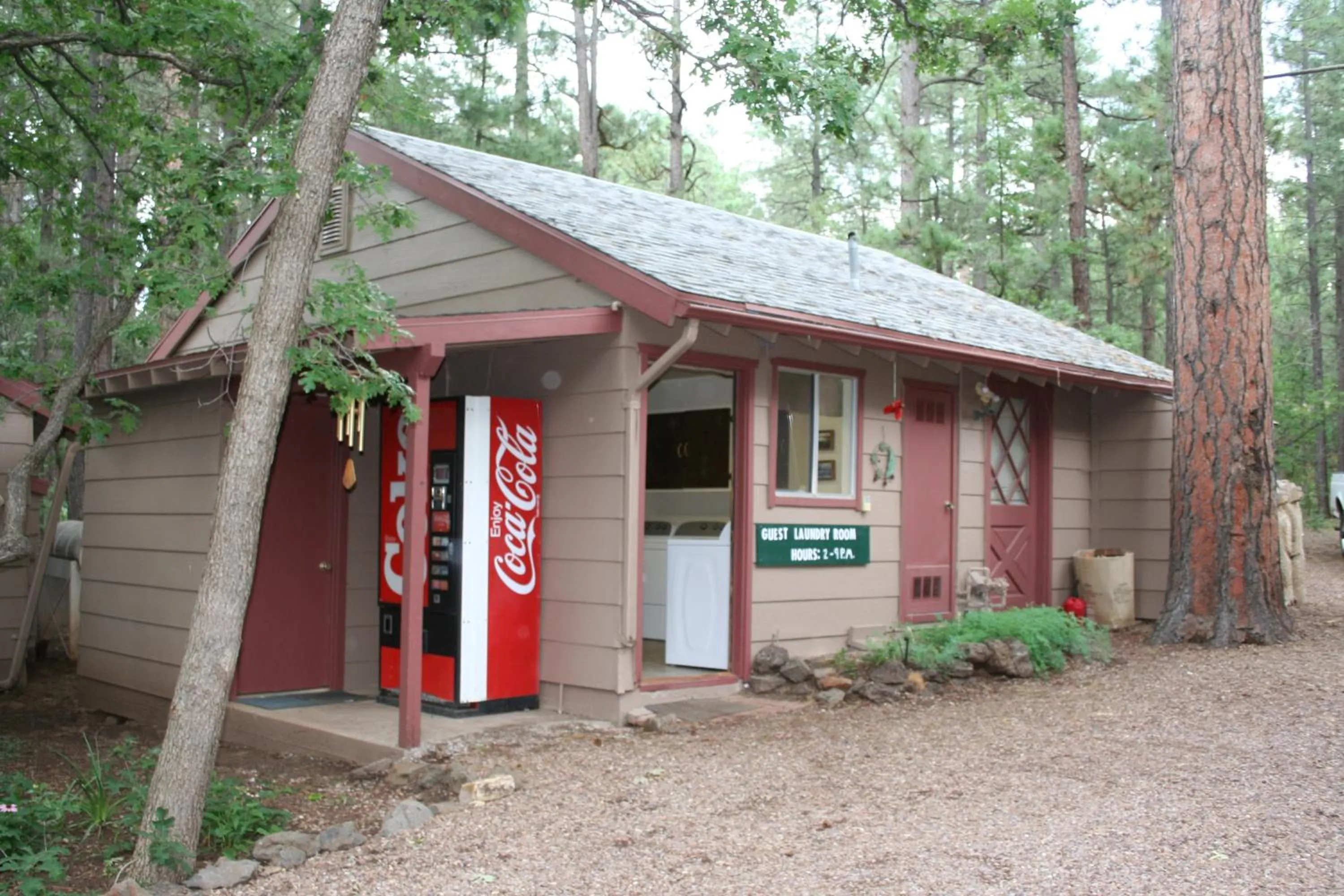 Area and facilities in Northwoods Resort Cabins