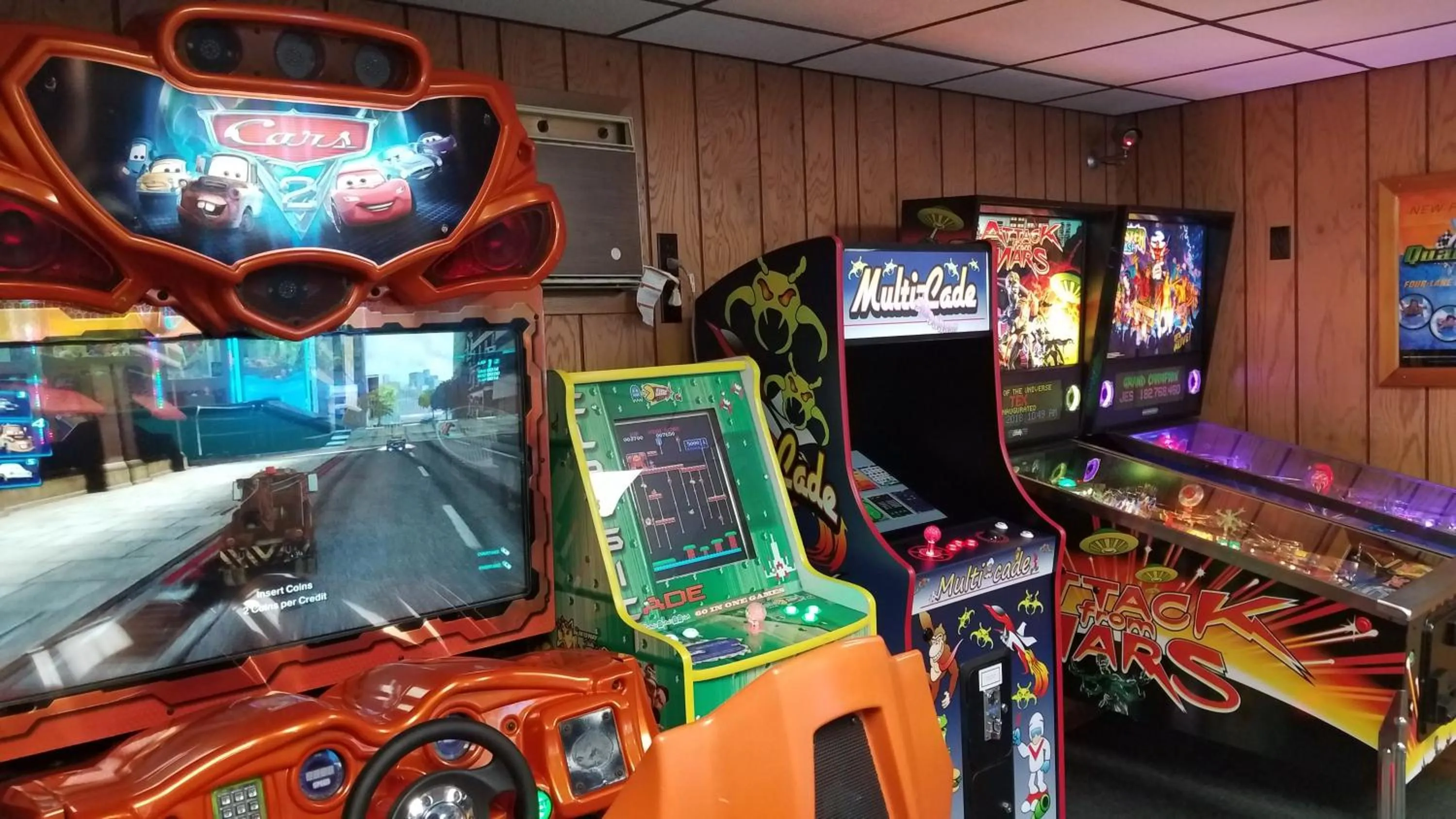 Game Room in Black Hawk Motel & Suites