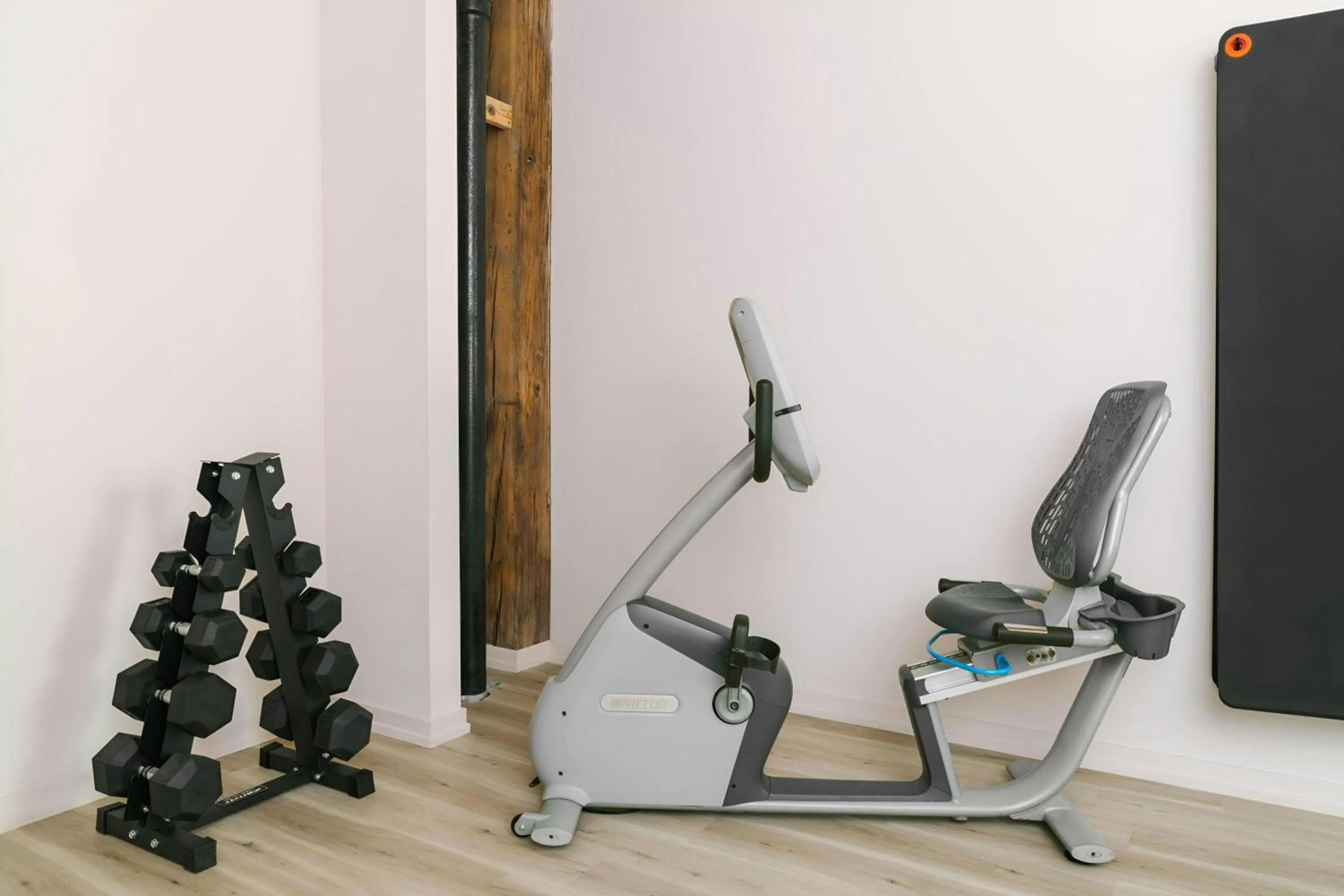 Fitness centre/facilities in Sonder by Marriott Bonvoy The Burnham Apartments Loop