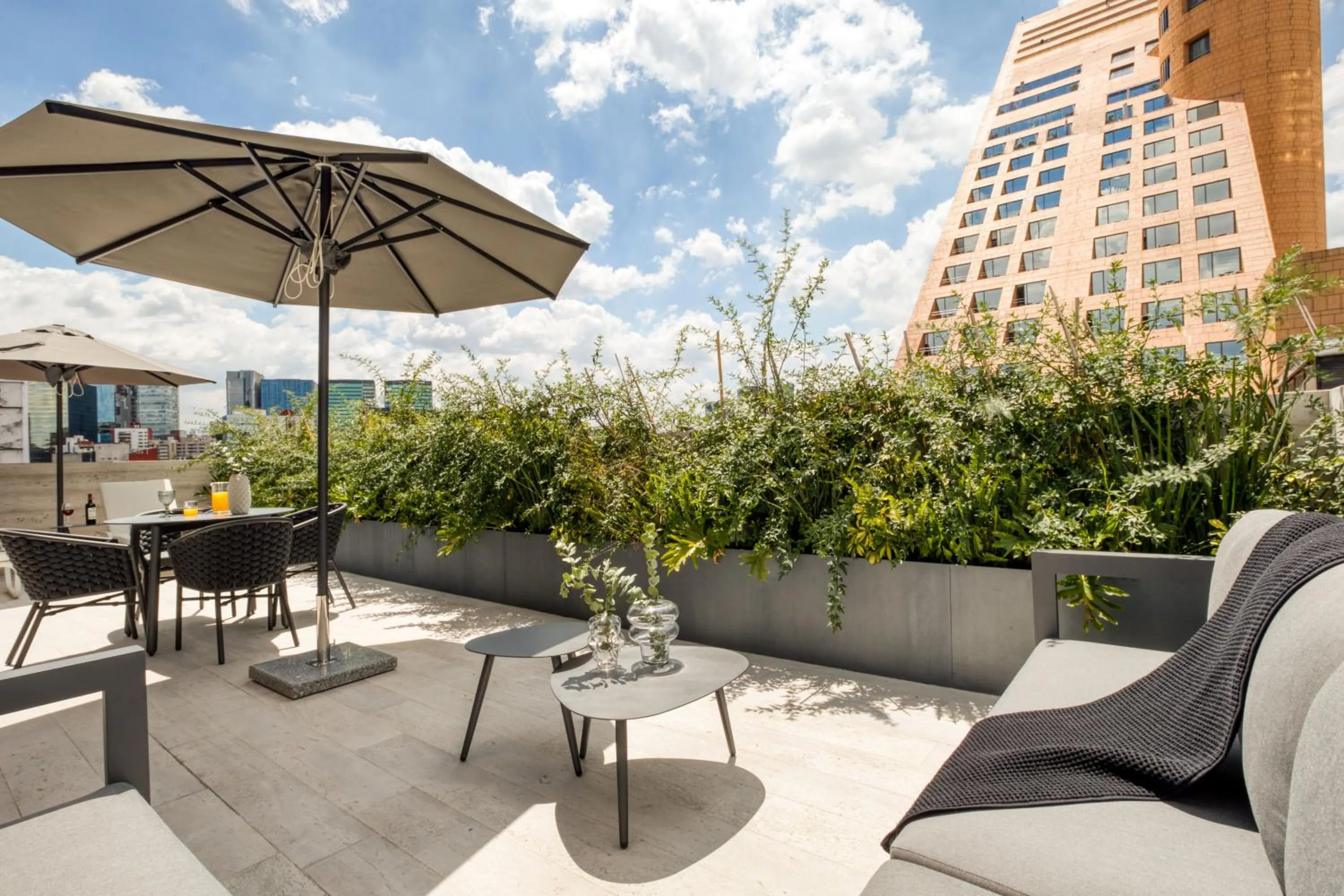 Balcony/Terrace in UTOPIC Palacio Polanco by ULIV
