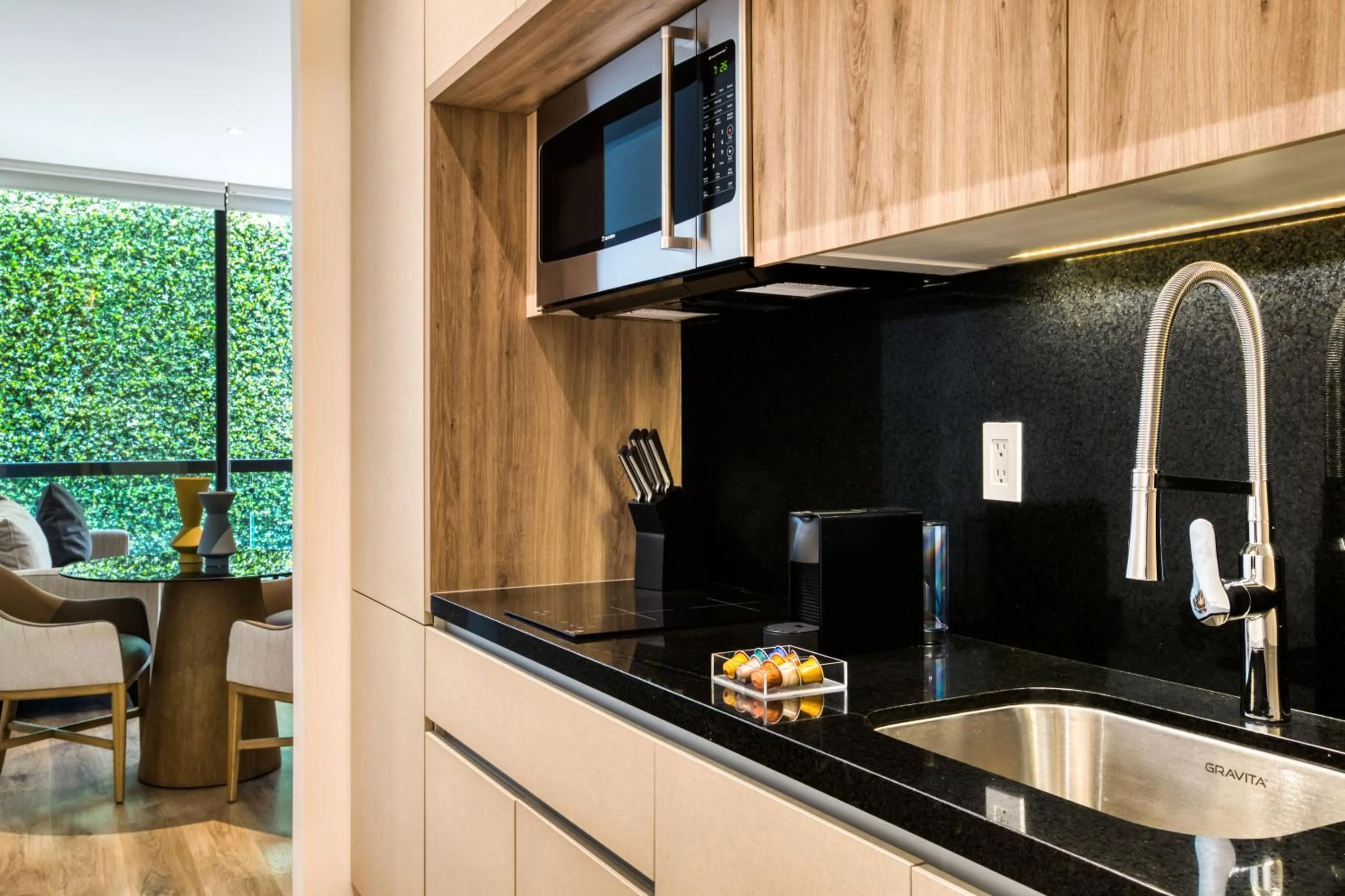 Coffee/tea facilities in UTOPIC Palacio Polanco by ULIV