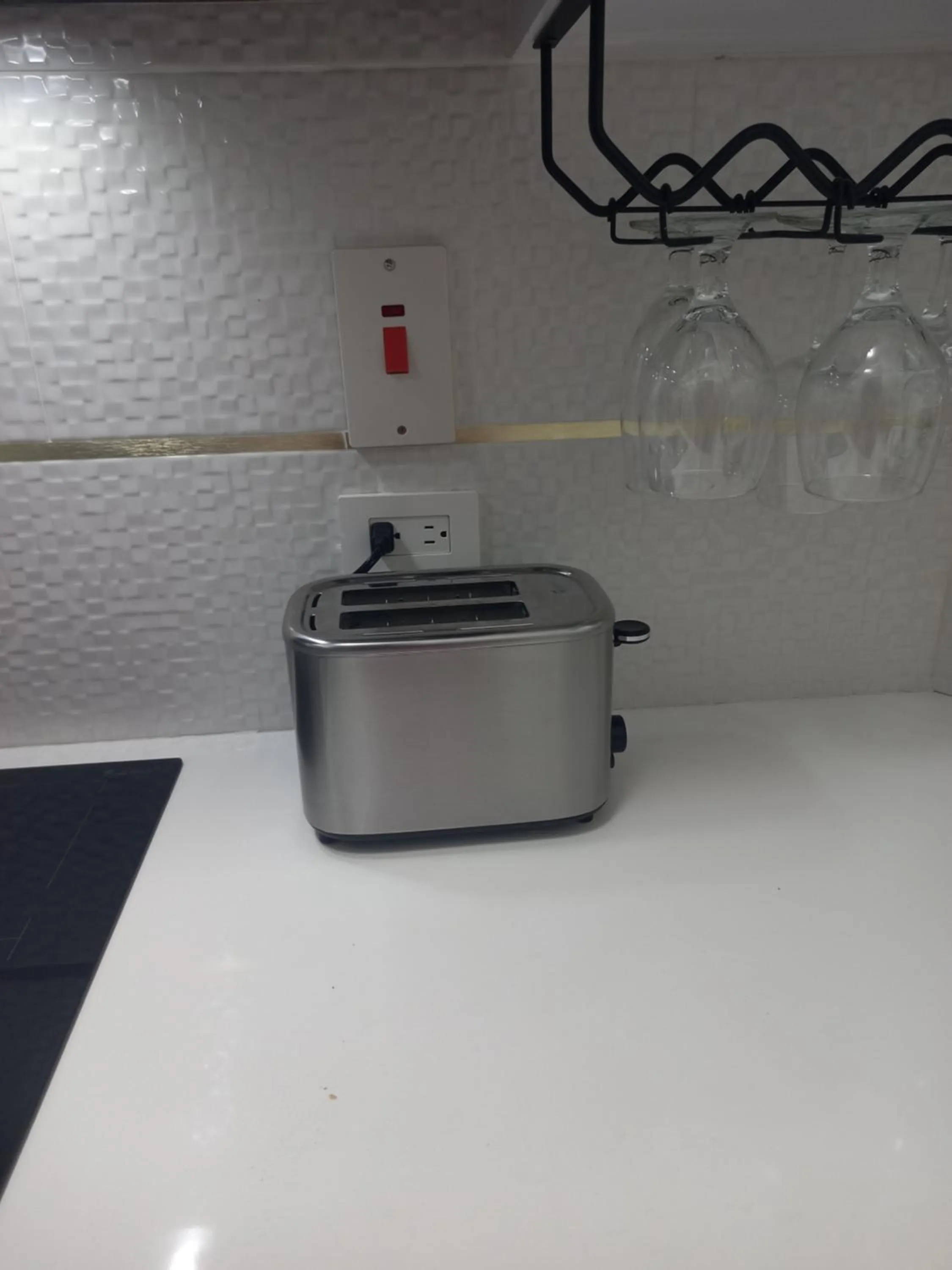 Marchabell by the Sea E22