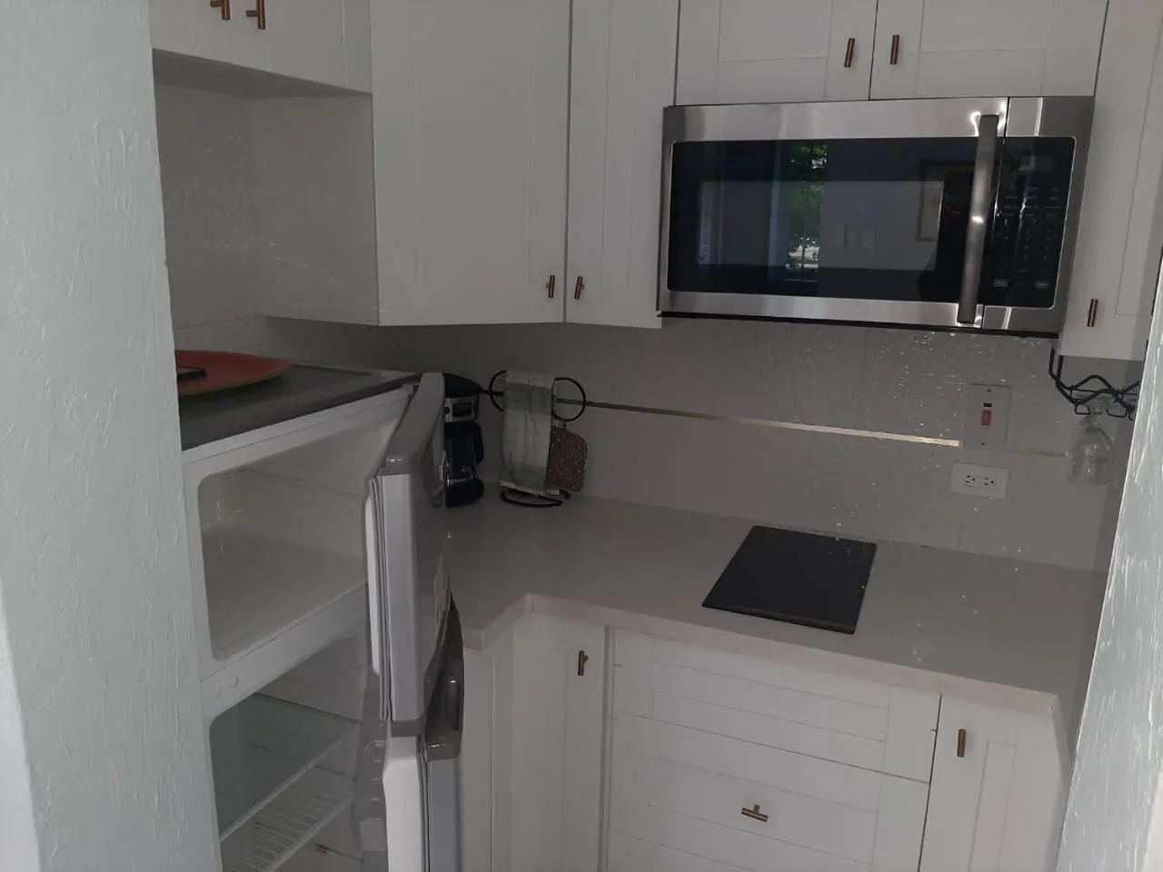 Marchabell by the Sea E22