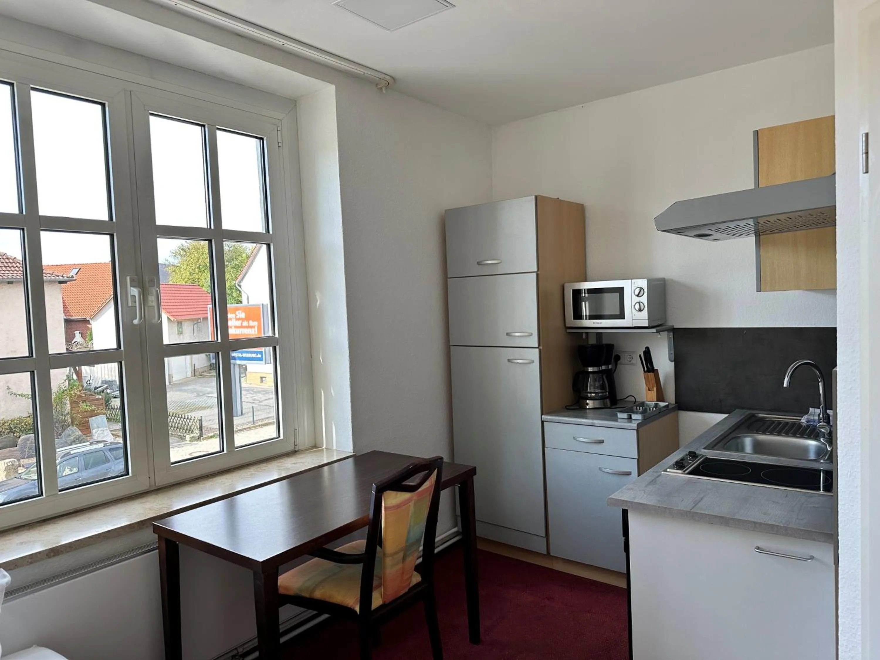 Kitchen or kitchenette in Hotel Schuetzenhaus Vorsfelde