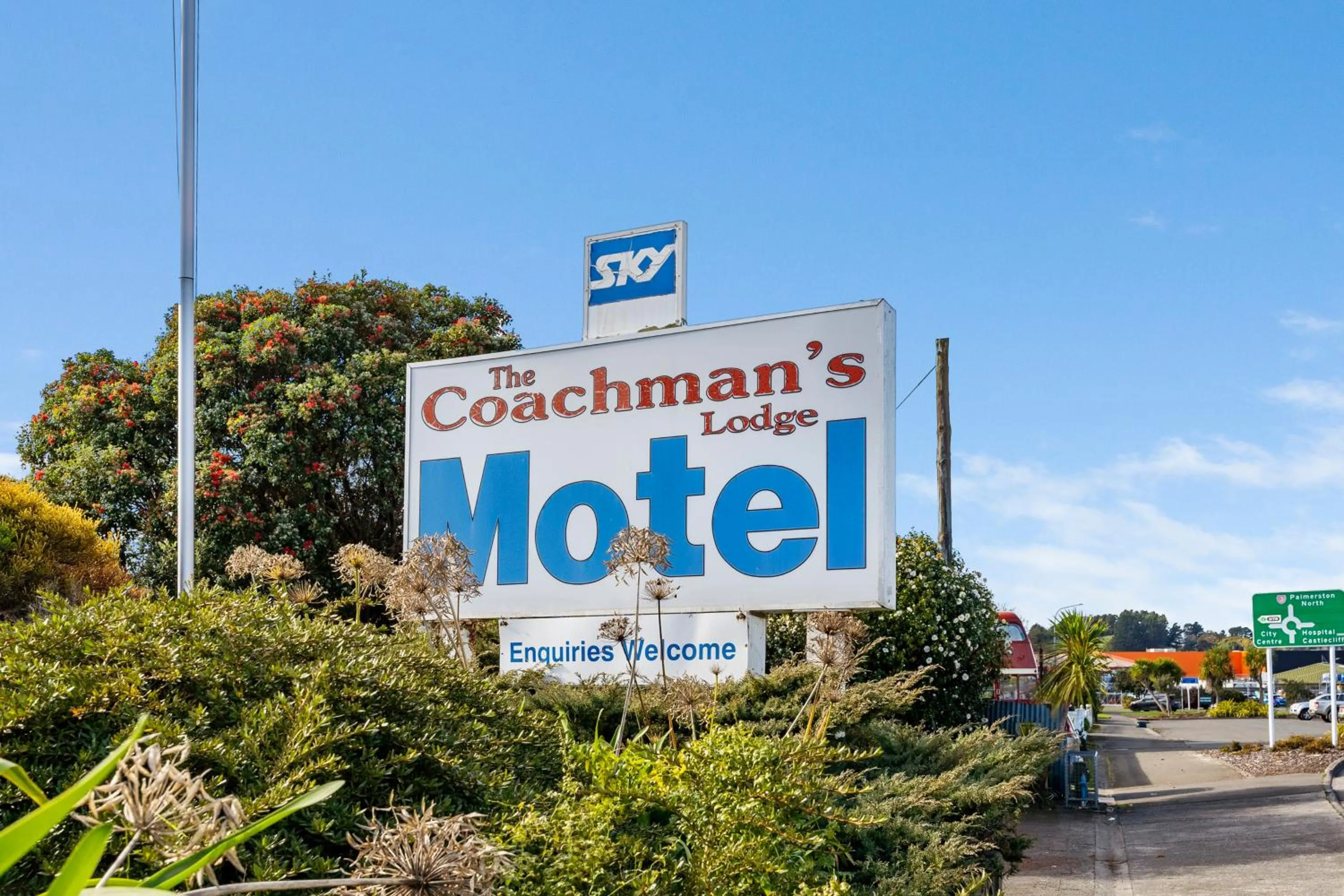 Property building in Coachman's Lodge Motel