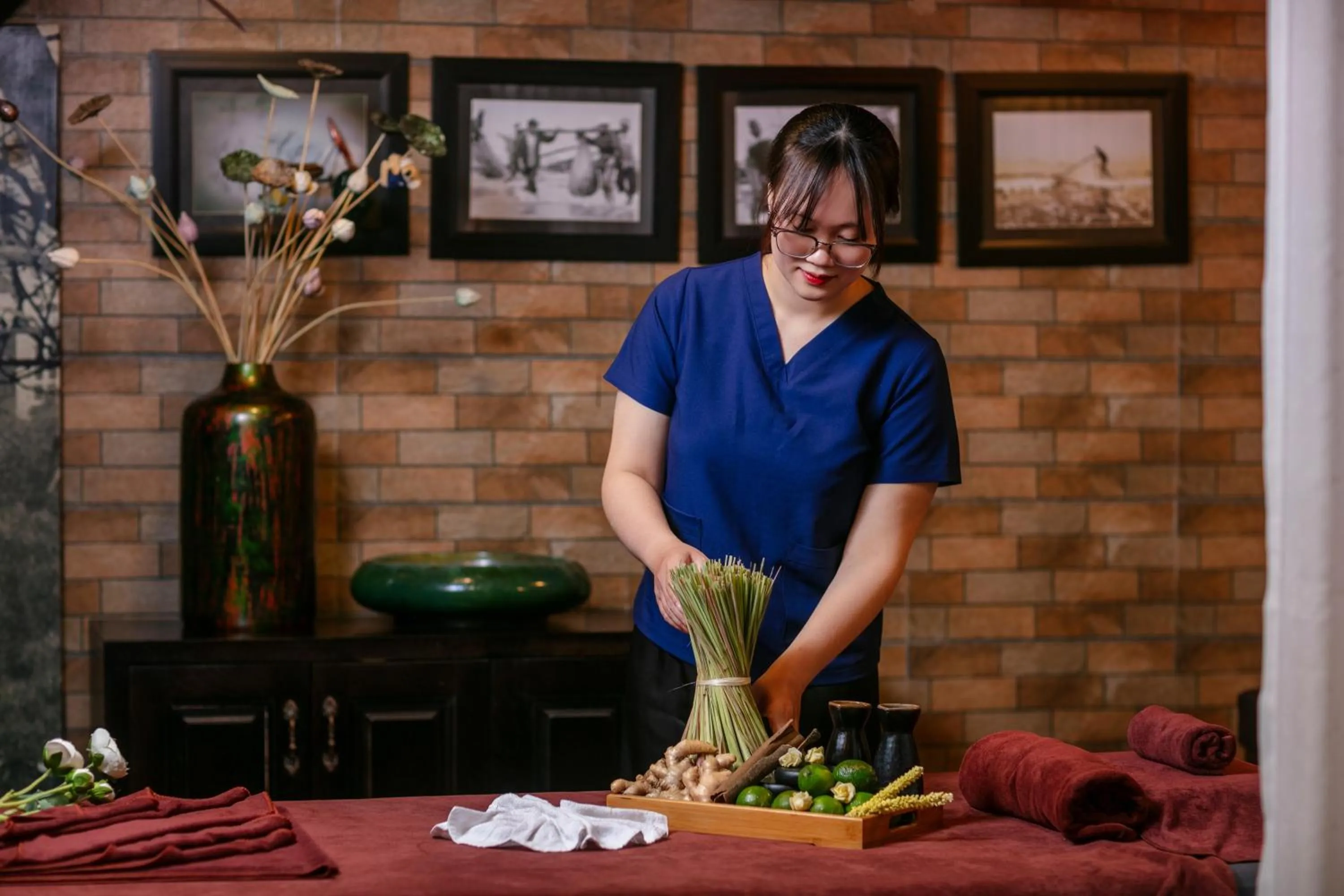 Massage in Bonjour D'An Nam Hotel