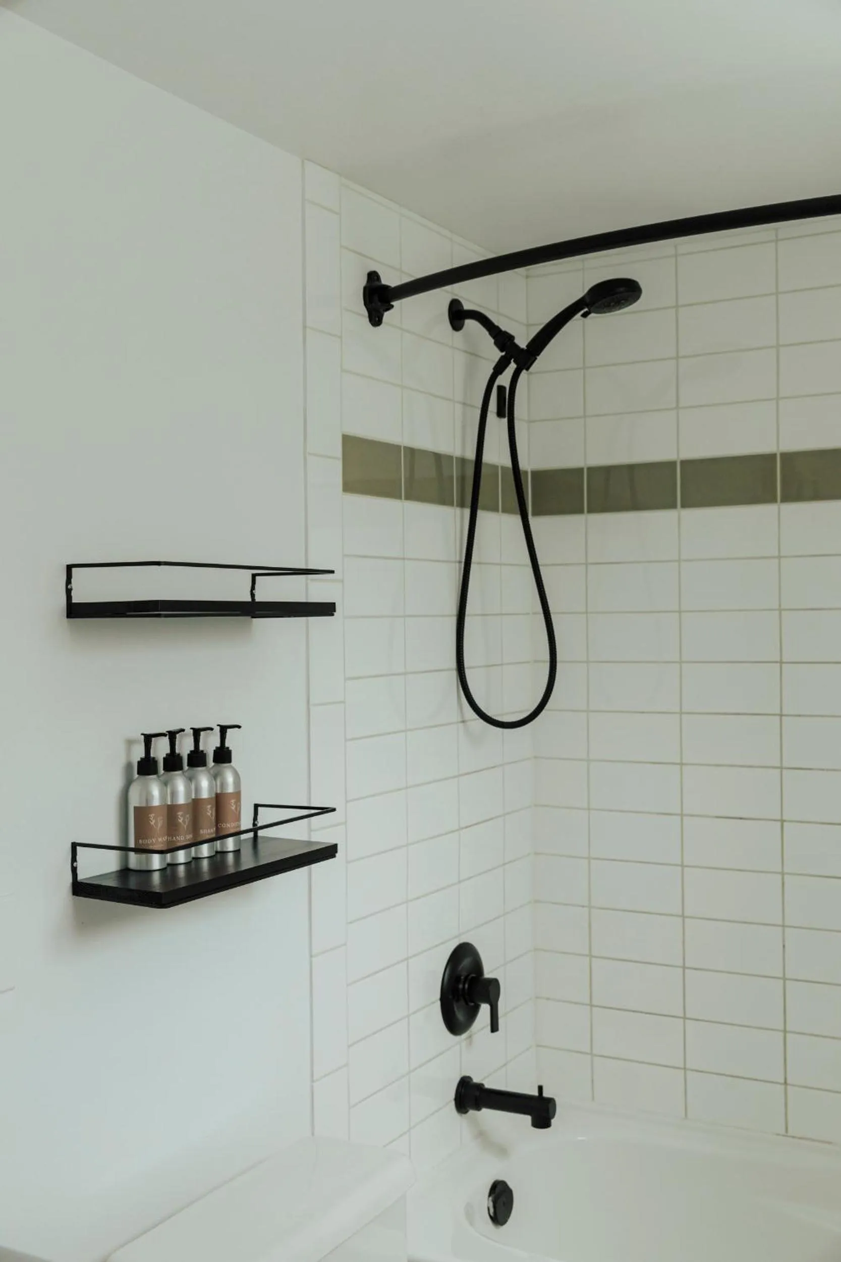 Bathroom in Ucluelet Wildwood Inn