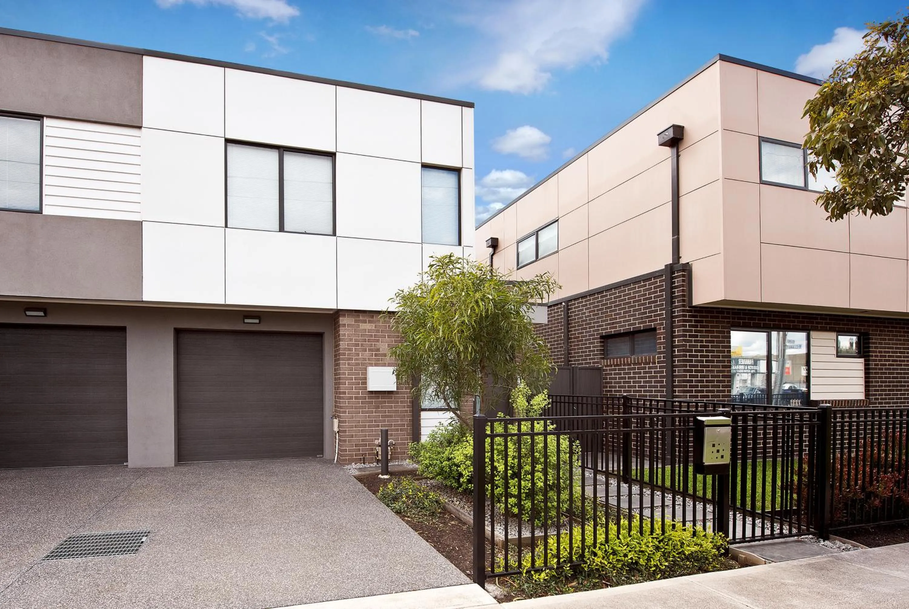 Property building in Fawkner Executive Suites & Serviced Apartments