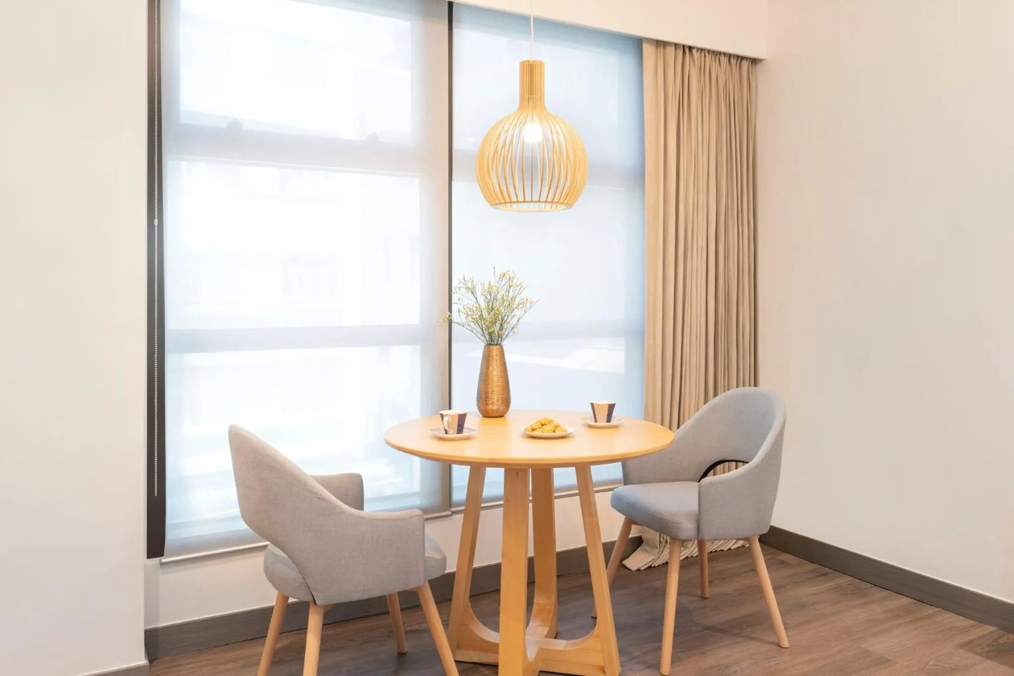 Photo of the whole room in Shama Central