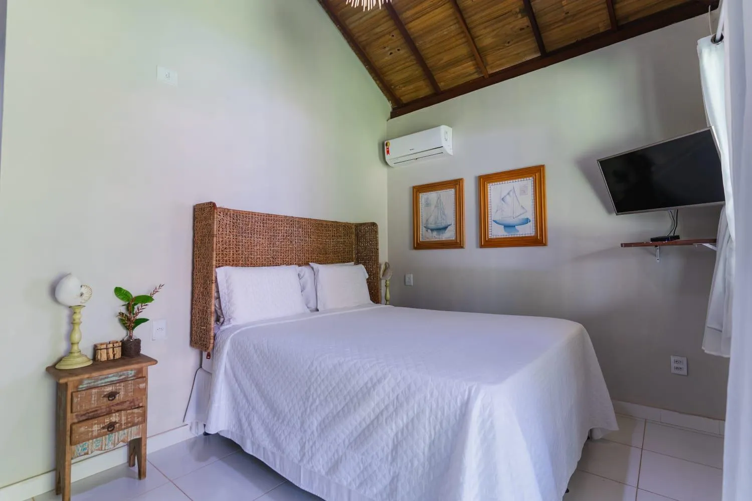 Bed in Pousada Villa Mares