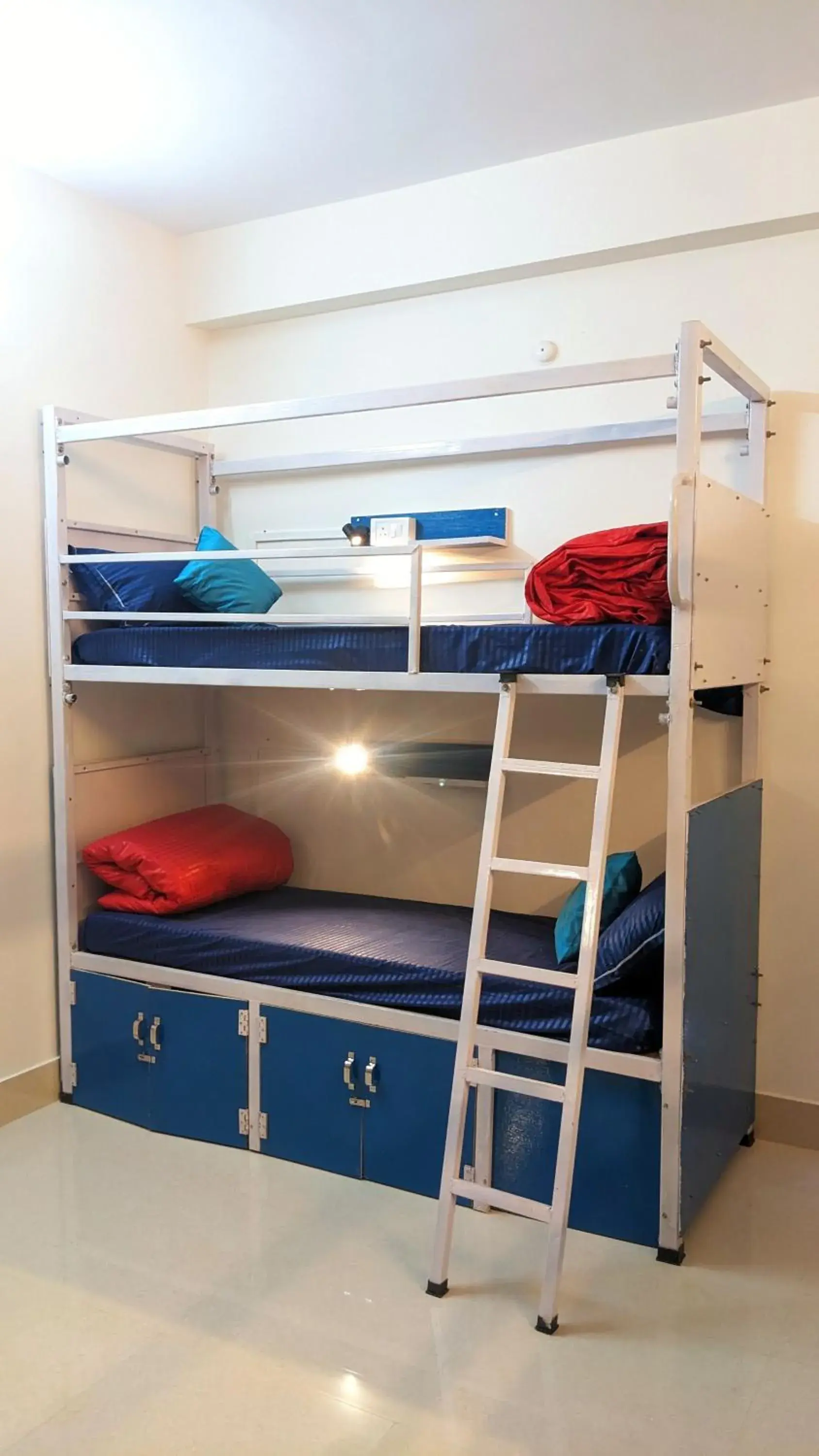 Bed in Mezenga 2 - Backpackers Hostel Bed in Mezenga 2 - Backpackers Hostel