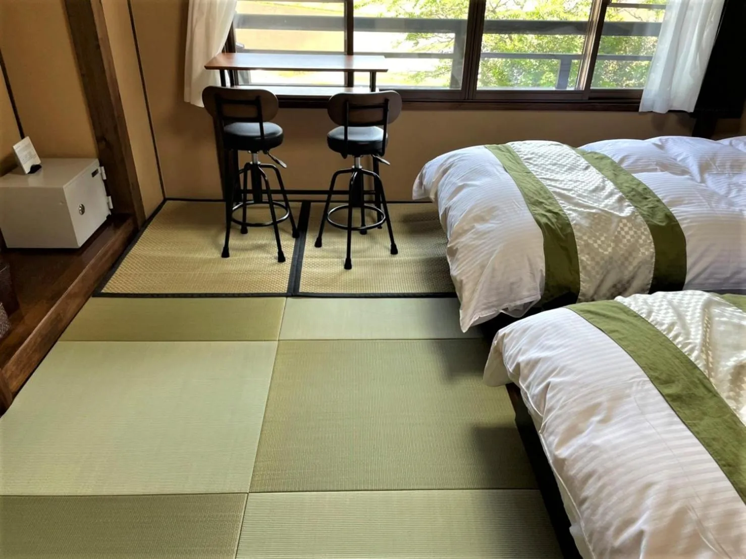 Photo of the whole room, Bed in Sanso Tanaka