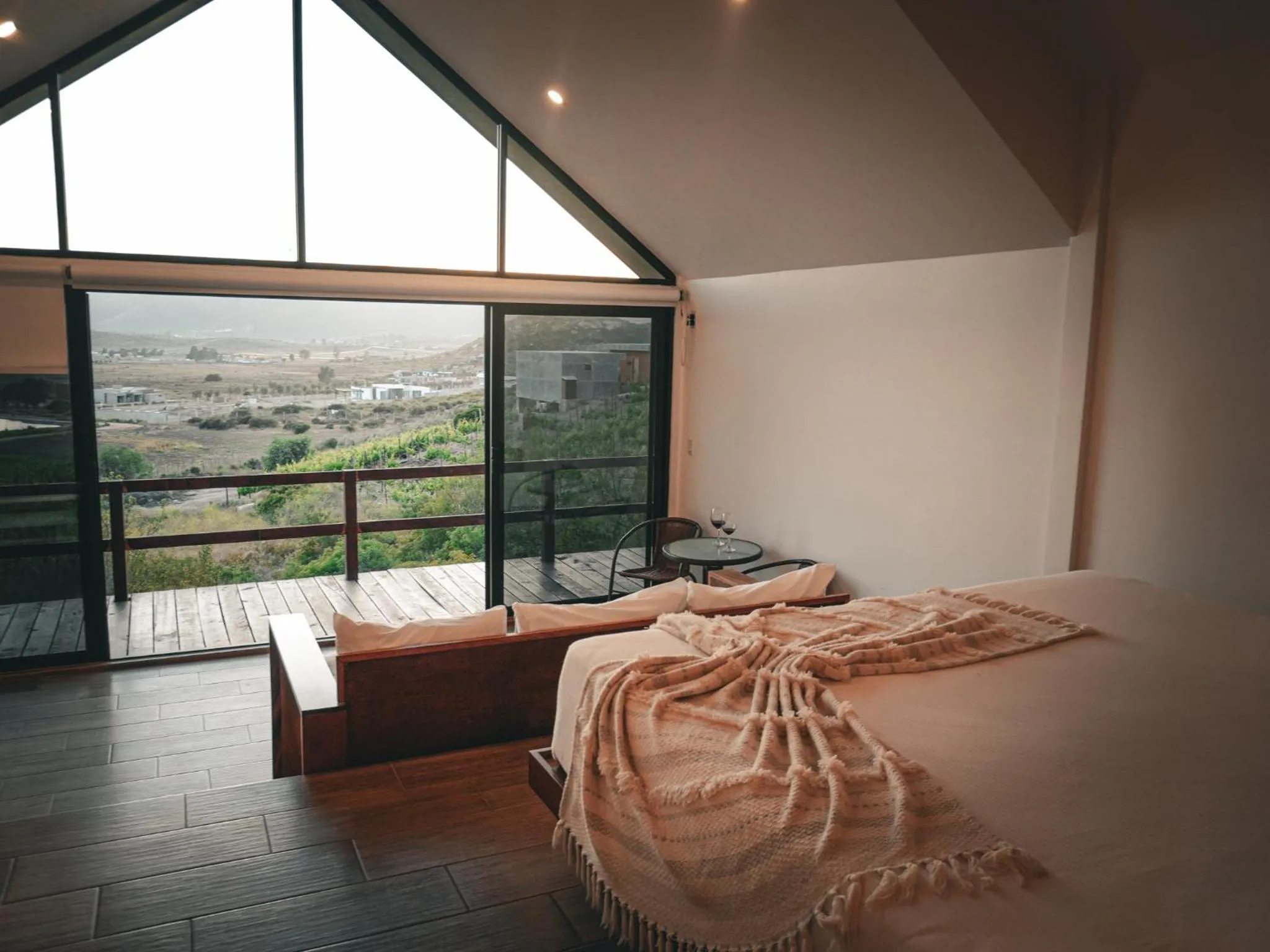 Photo of the whole room, Bed in 7 Valles