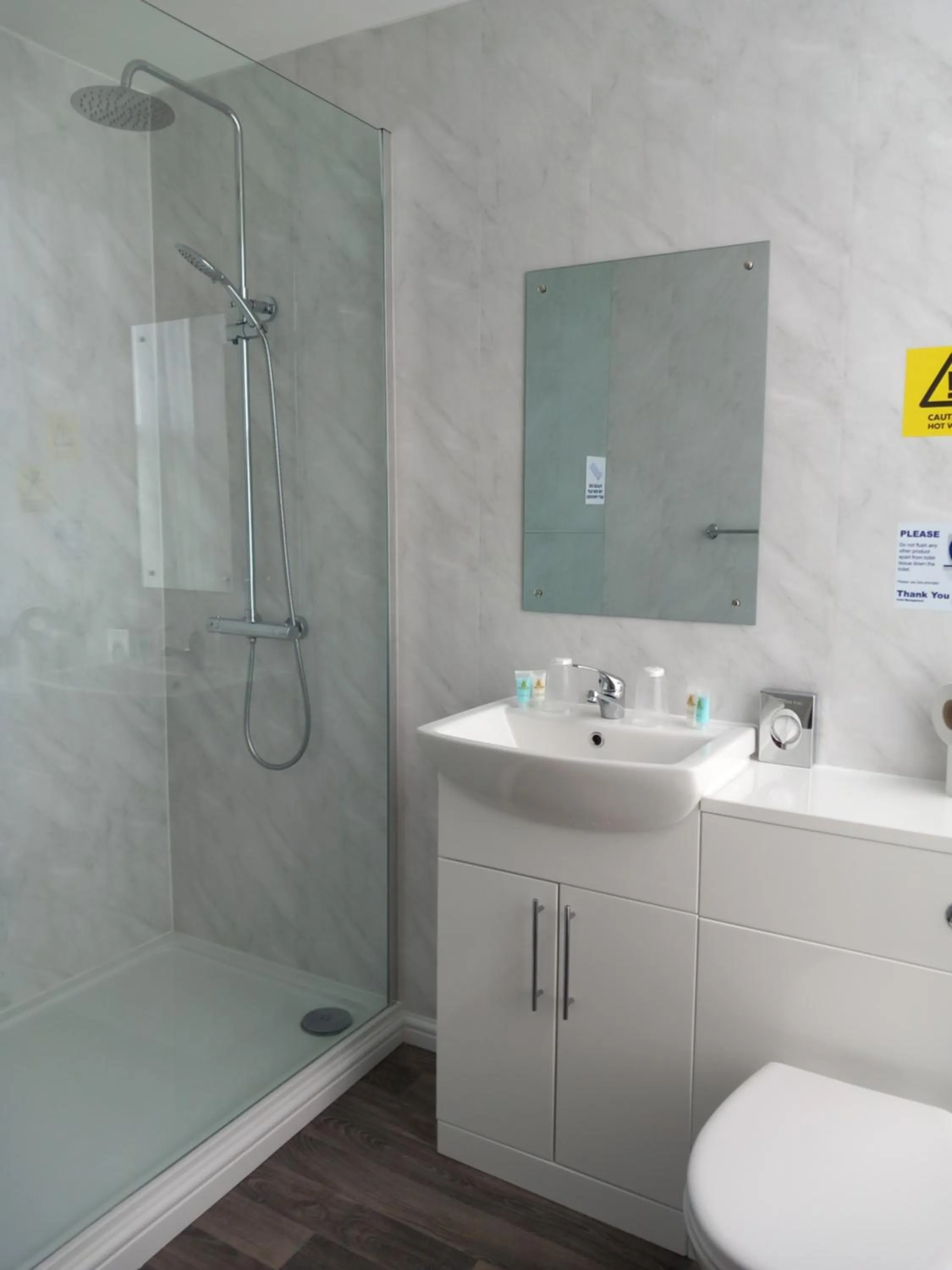 Shower in Royal Hotel