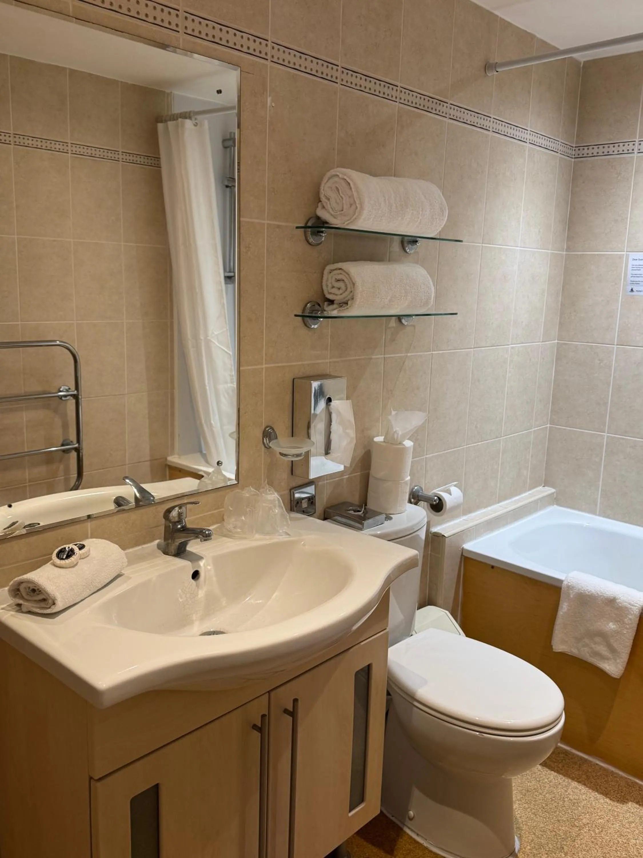 Bathroom in Royal Hotel