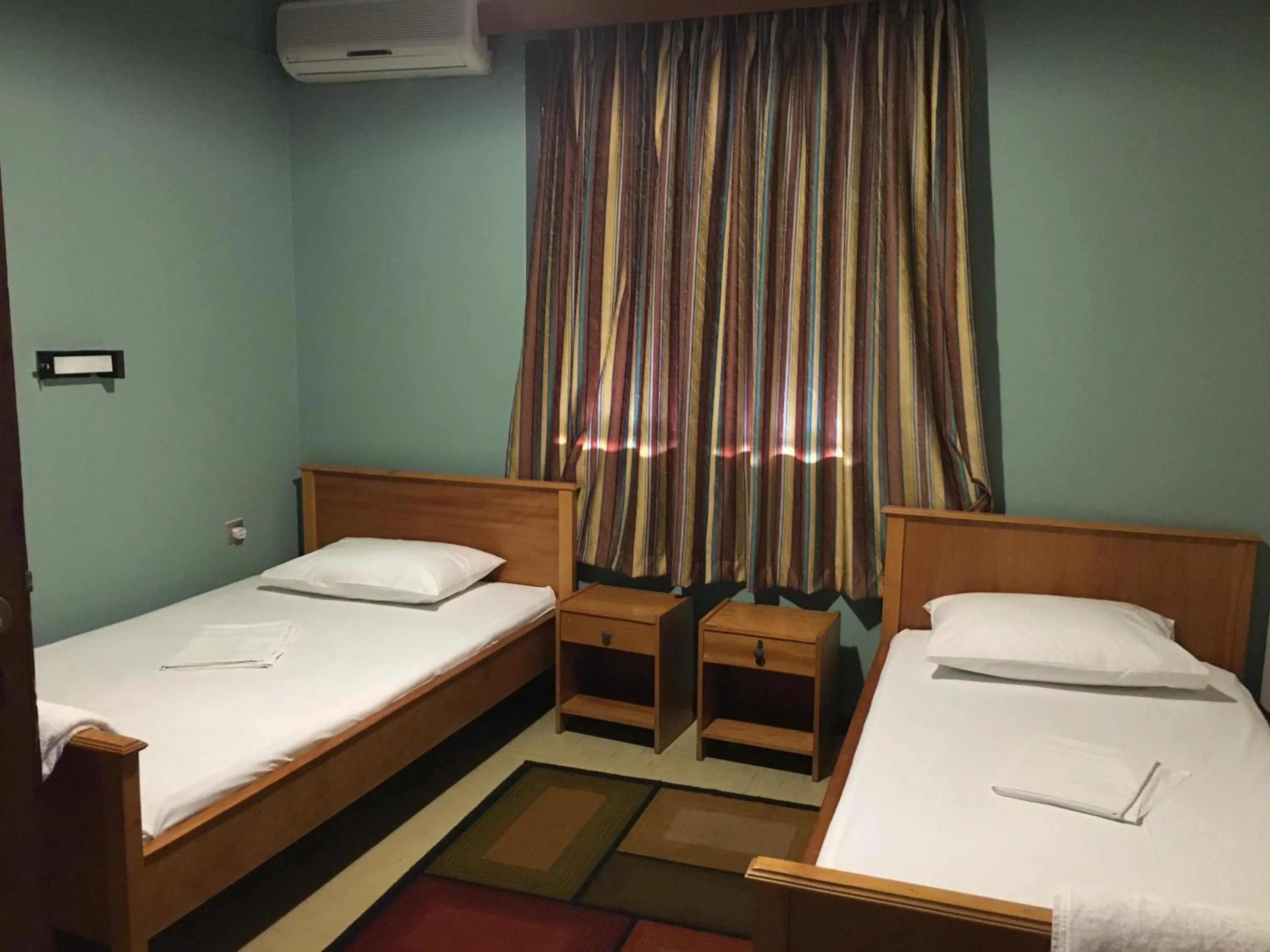 Bedroom, Bed in Artemis