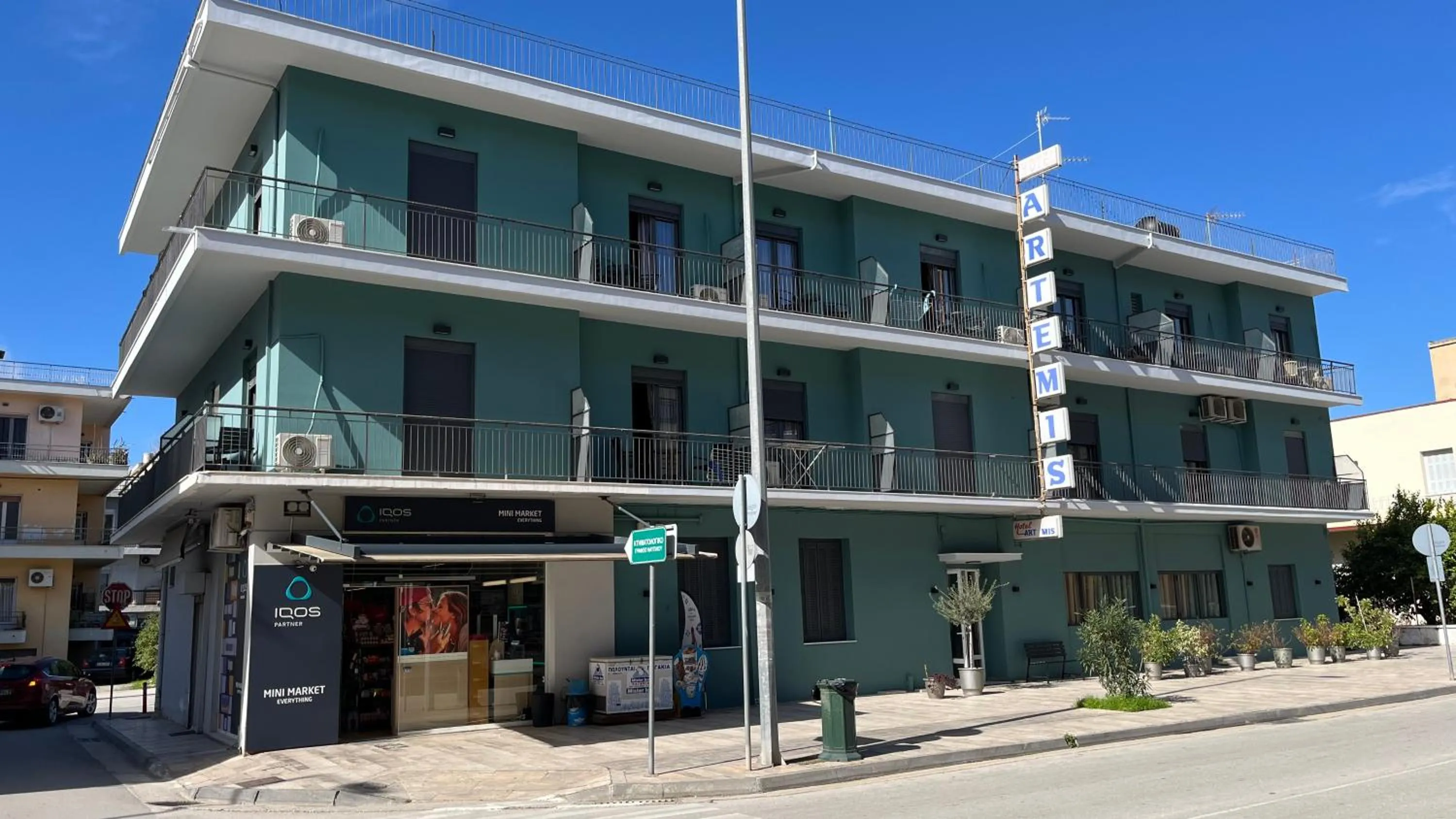 Property building in Artemis