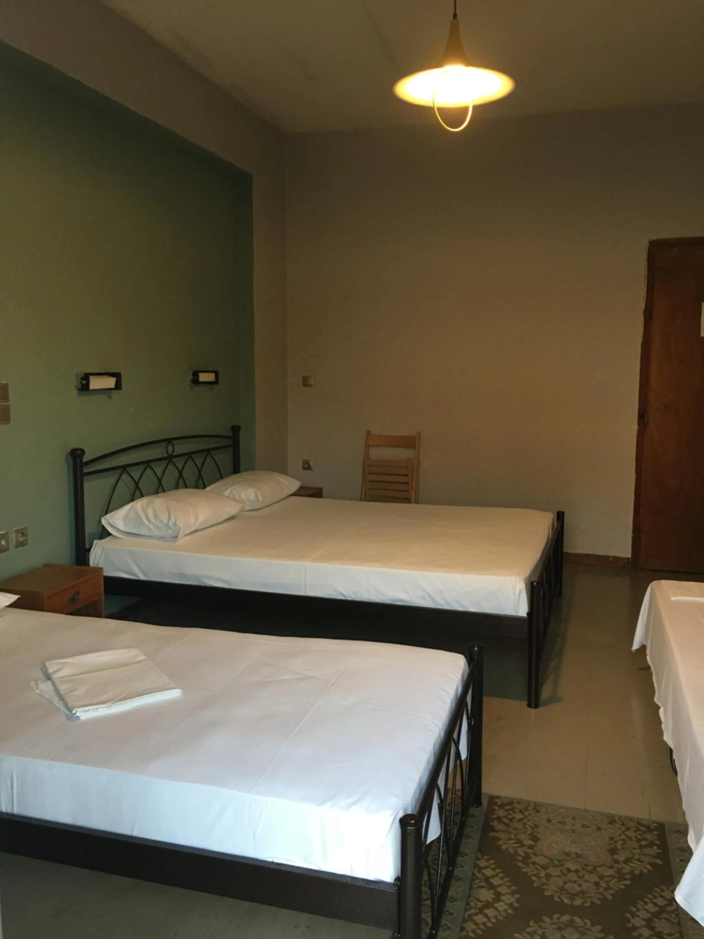 Bedroom, Bed in Artemis